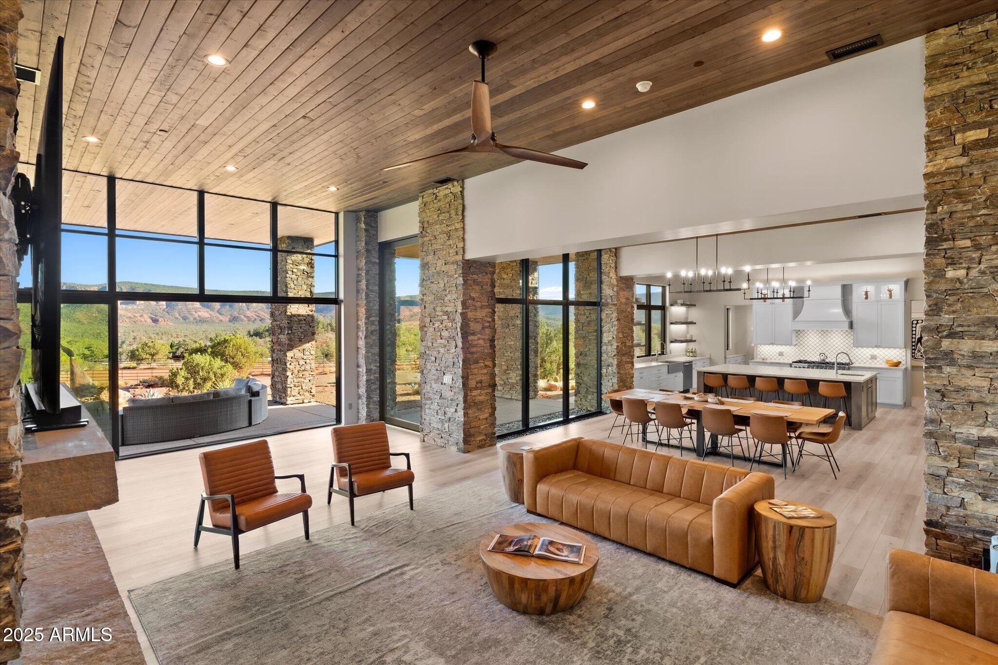 Sedona, Arizona, 86336, United States, 4 Bedrooms Bedrooms, ,4 BathroomsBathrooms,Residential,Active,1946435