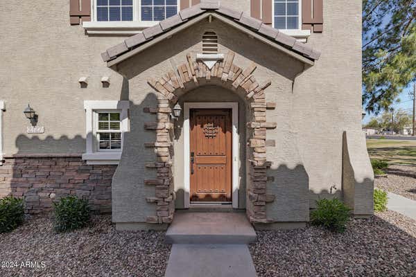 2127 E HUNTINGTON DR, PHOENIX, AZ 85040 - Image 1