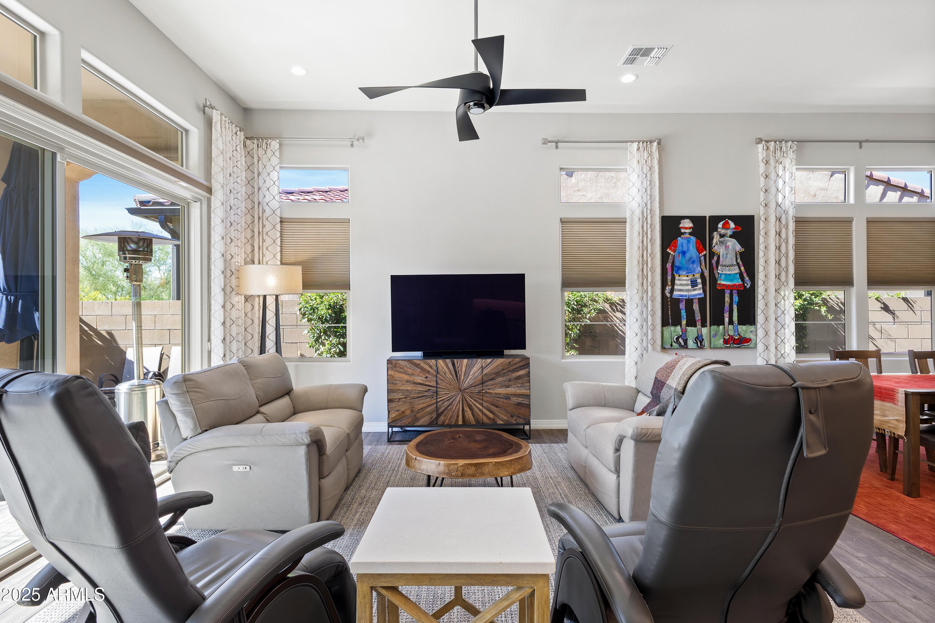 Scottsdale, Arizona, 85255, United States, 3 Bedrooms Bedrooms, ,3 BathroomsBathrooms,Residential,Active,1985572