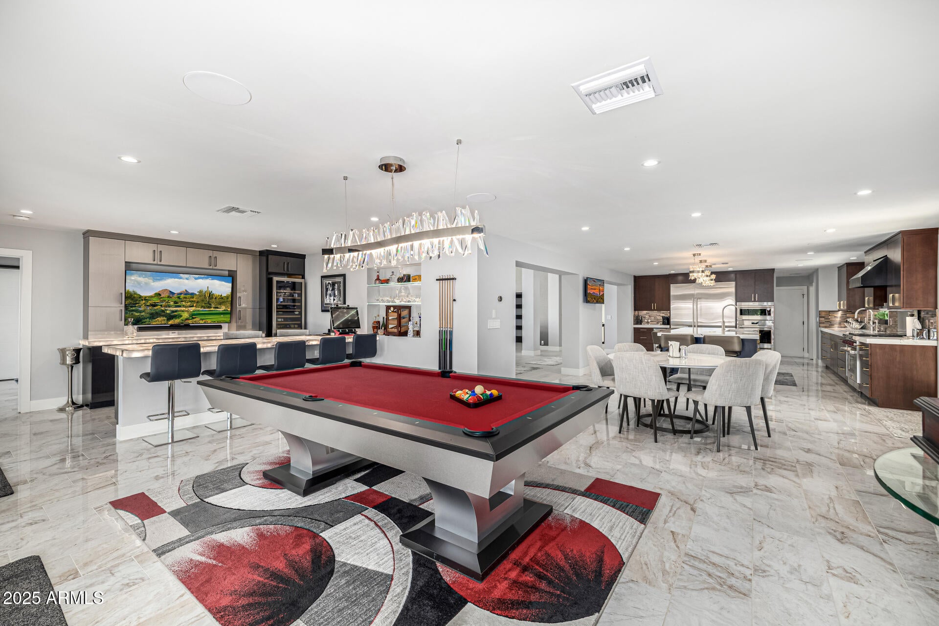 Phoenix, Arizona, 85018, United States, 4 Bedrooms Bedrooms, ,5 BathroomsBathrooms,Residential,Active,1968090