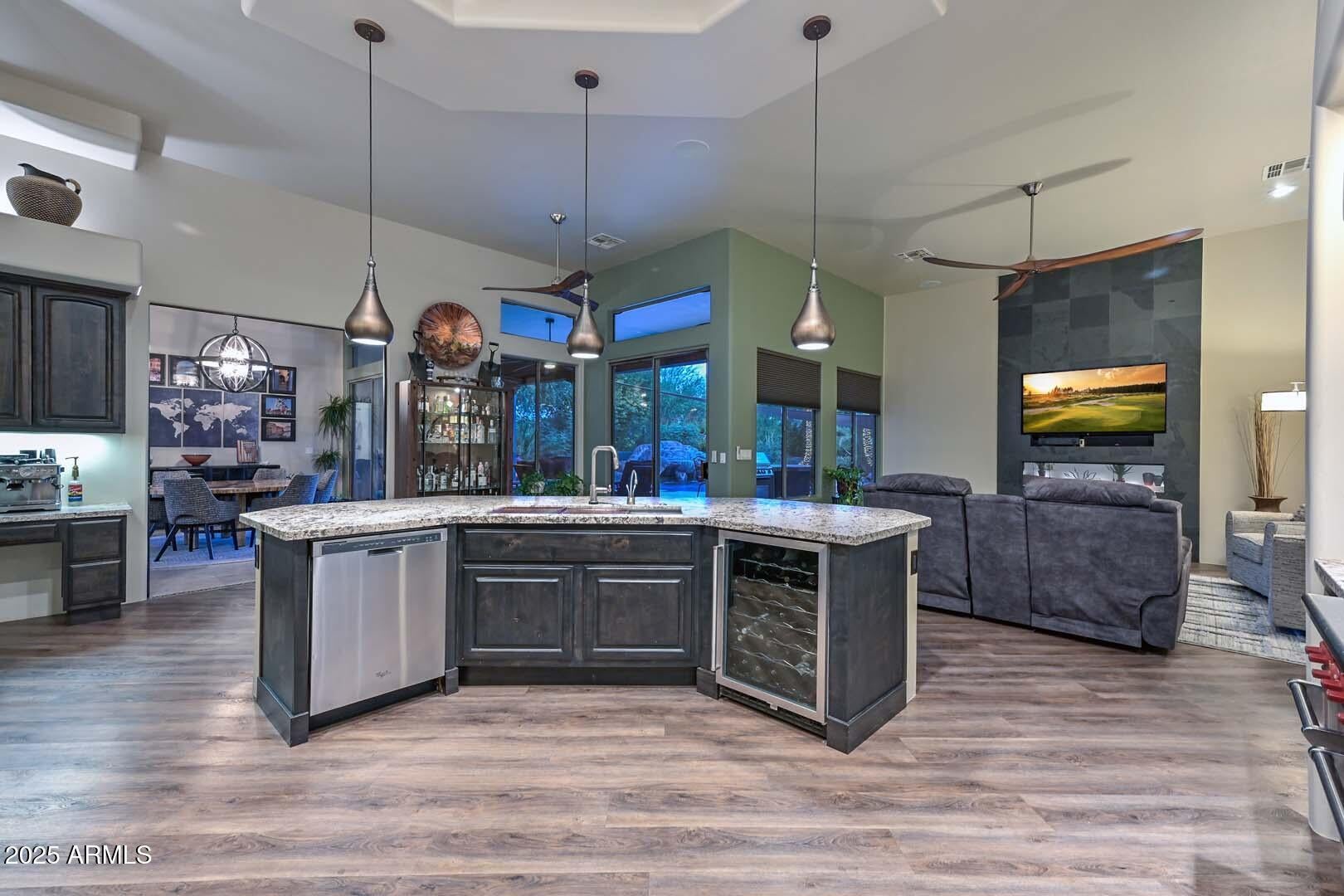 Peoria, Arizona, 85383, United States, 3 Bedrooms Bedrooms, ,4 BathroomsBathrooms,Residential,Active,1943830