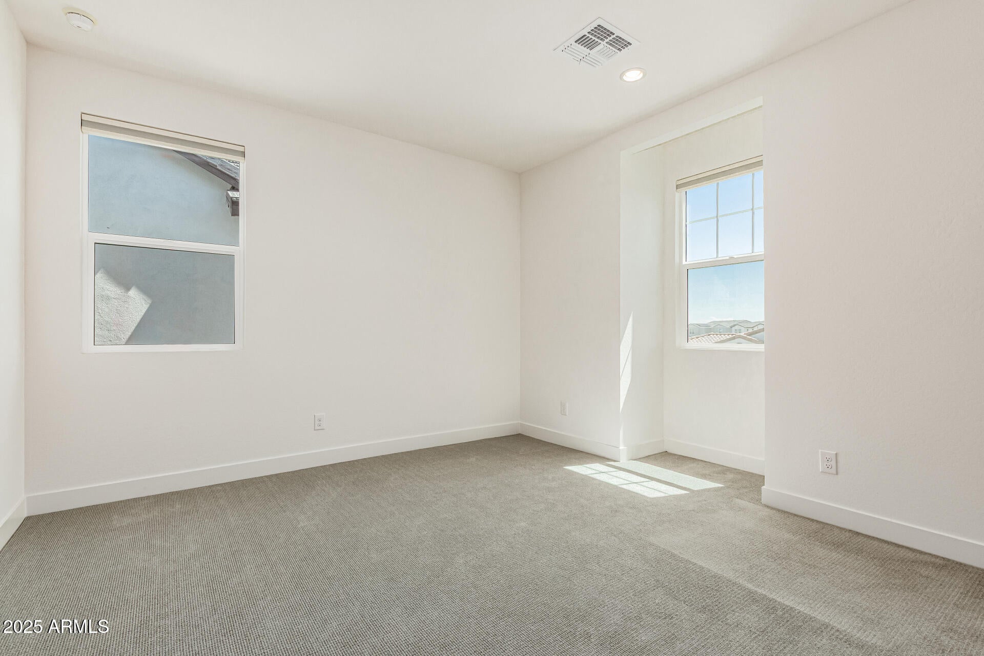 Surprise, Arizona, 85388, United States, 5 Bedrooms Bedrooms, ,5 BathroomsBathrooms,Residential,Active,1943788