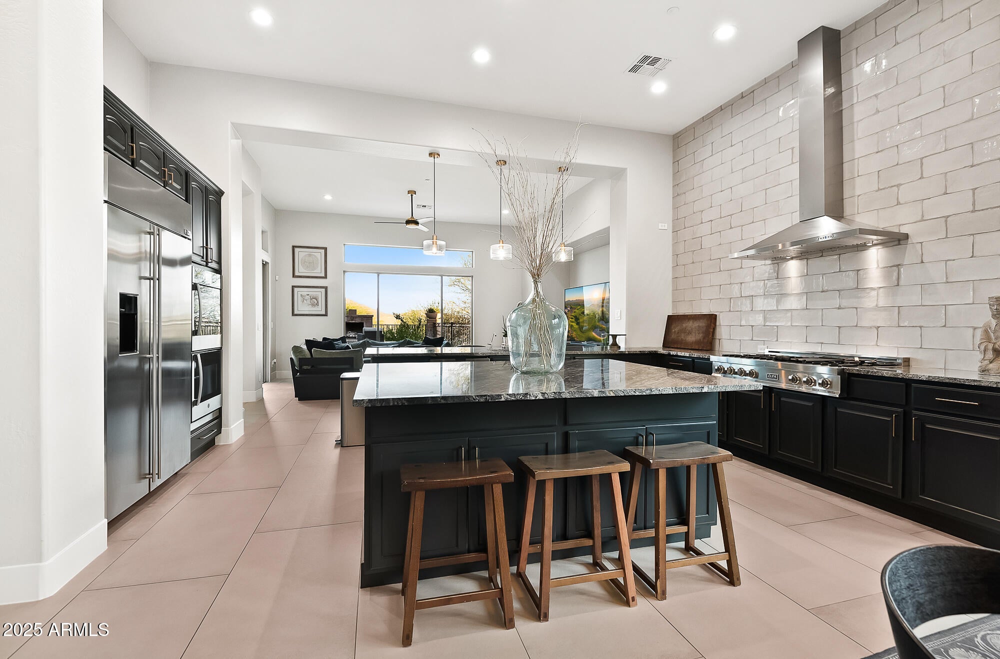 Anthem, Arizona, 85086, United States, 6 Bedrooms Bedrooms, ,5 BathroomsBathrooms,Residential,Active,1945242