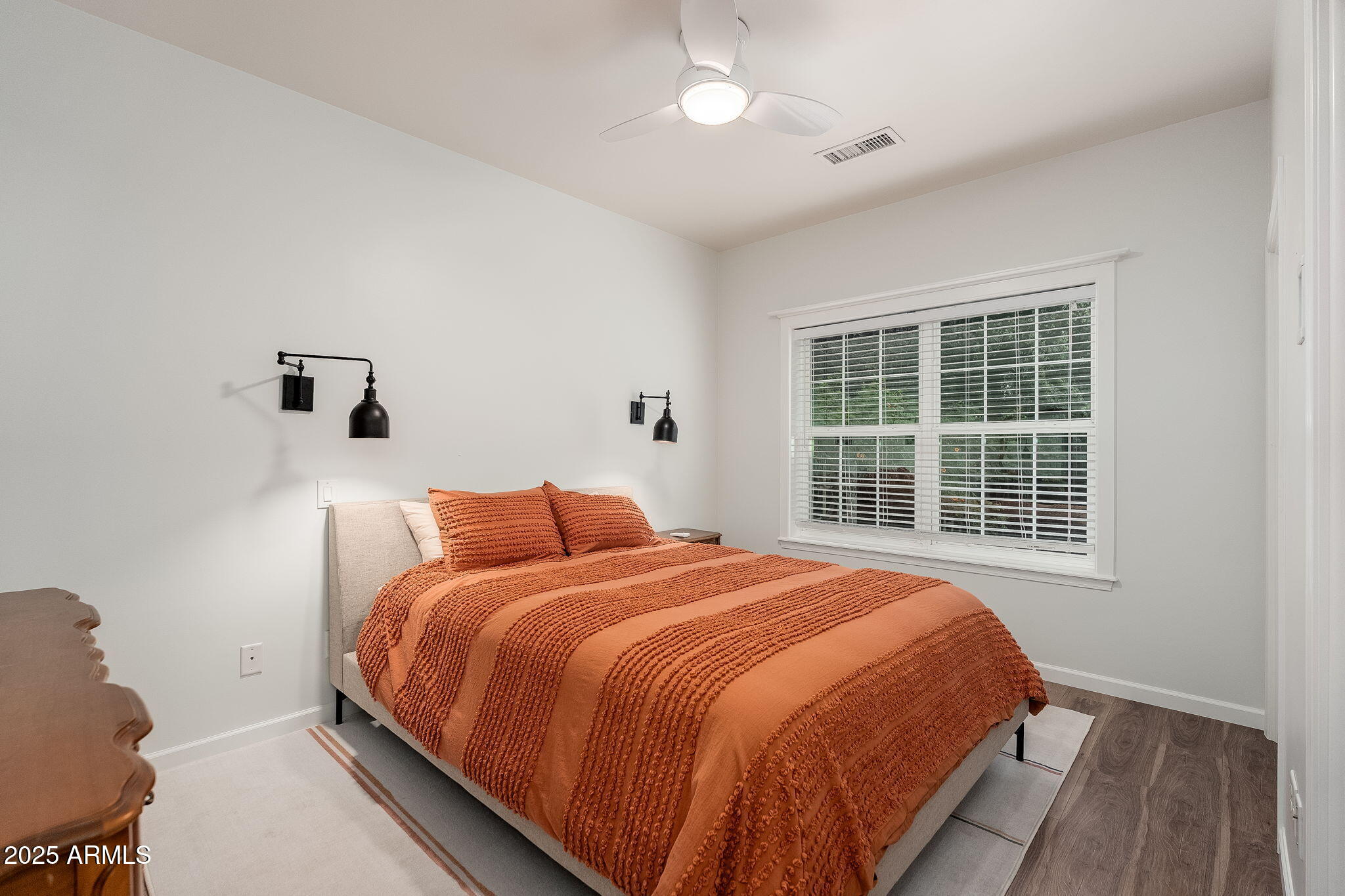 Flagstaff, Arizona, 86004, United States, 5 Bedrooms Bedrooms, ,4 BathroomsBathrooms,Residential,Active,1894165