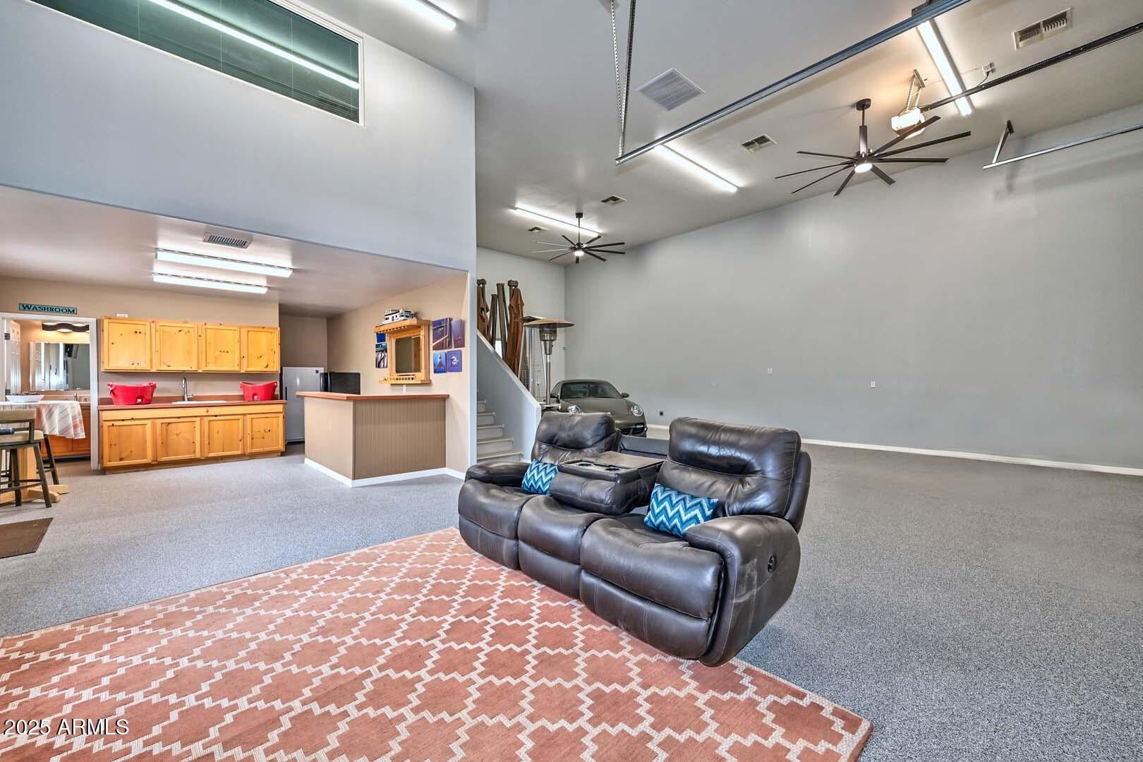 Peoria, Arizona, 85383, United States, 3 Bedrooms Bedrooms, ,4 BathroomsBathrooms,Residential,Active,1943830