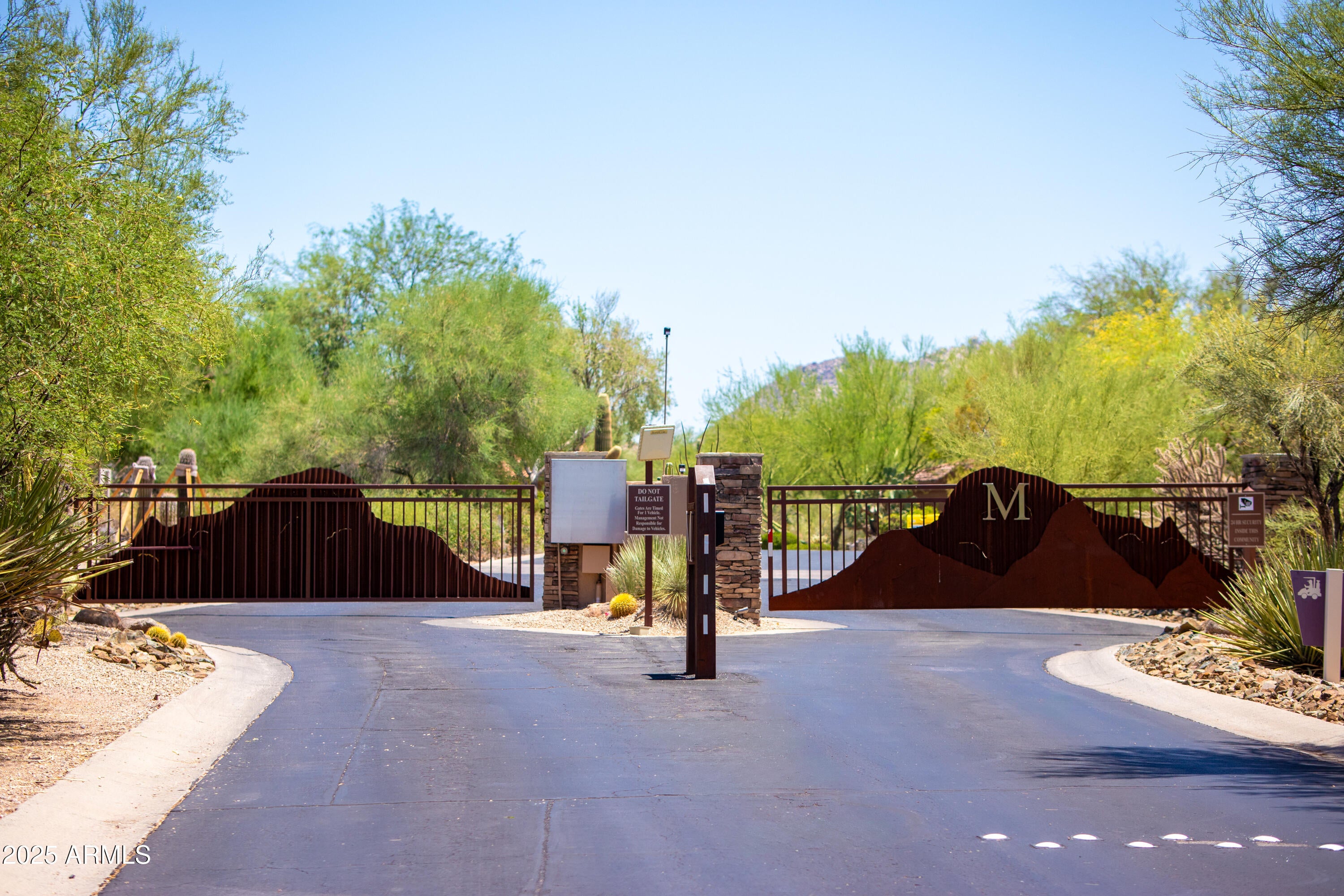 Scottsdale, Arizona, 85262, United States, 4 Bedrooms Bedrooms, ,4 BathroomsBathrooms,Residential,Active,1968100