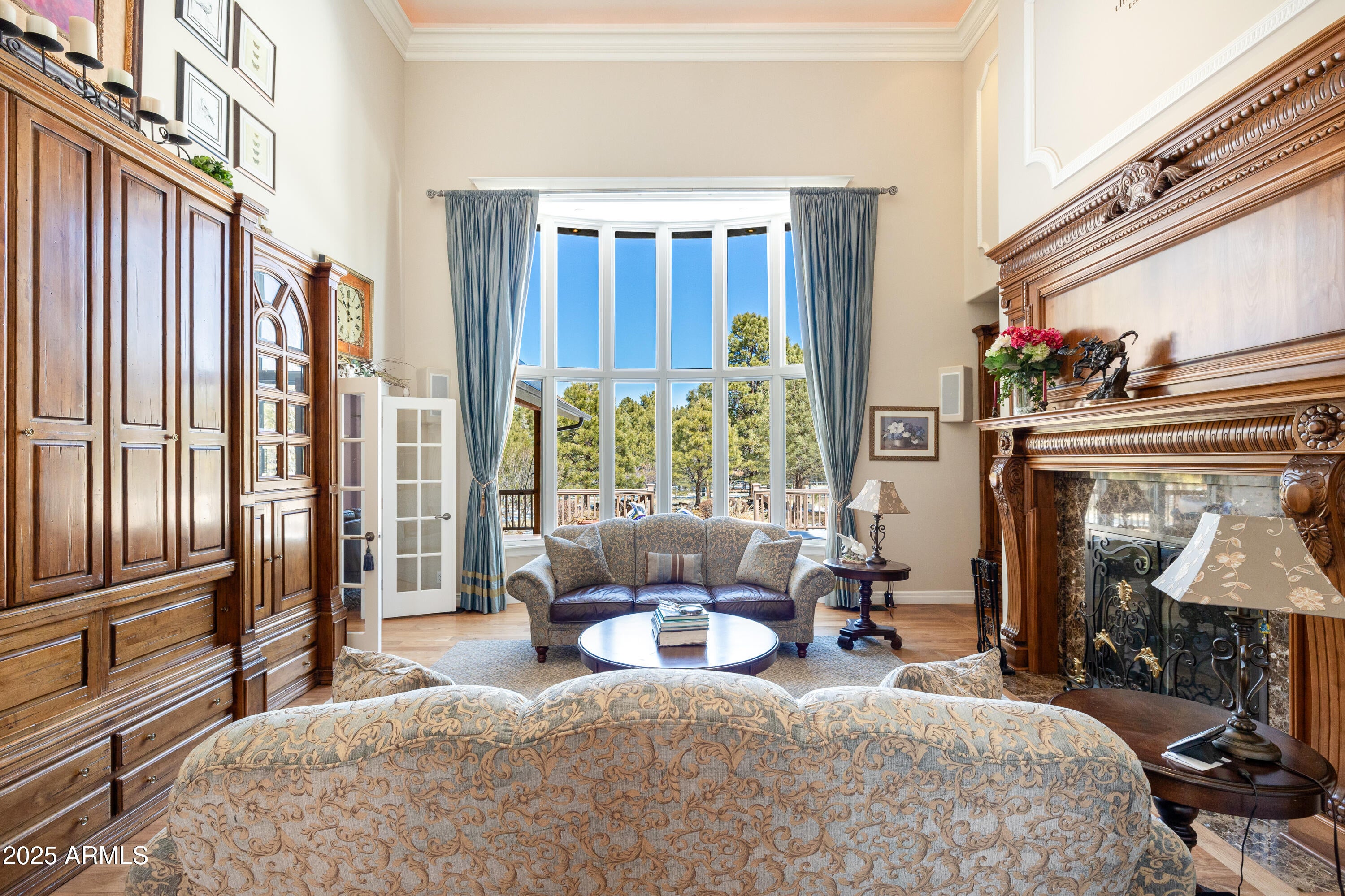 Flagstaff, Arizona, 86005, United States, 4 Bedrooms Bedrooms, ,5 BathroomsBathrooms,Residential,Active,1756371