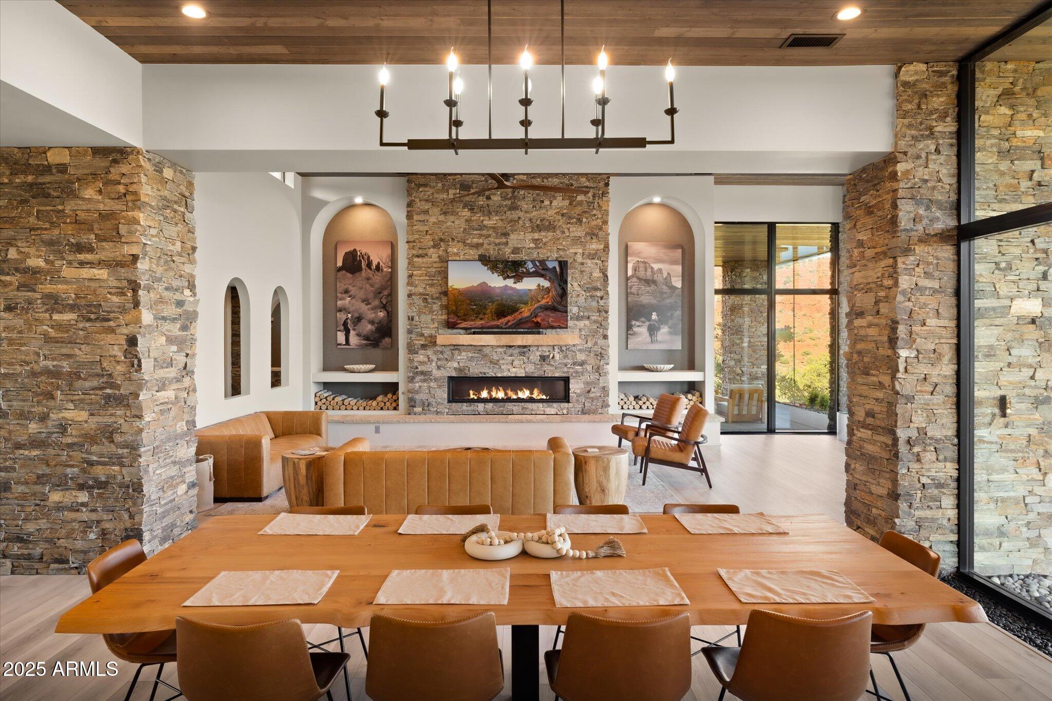 Sedona, Arizona, 86336, United States, 4 Bedrooms Bedrooms, ,4 BathroomsBathrooms,Residential,Active,1946435