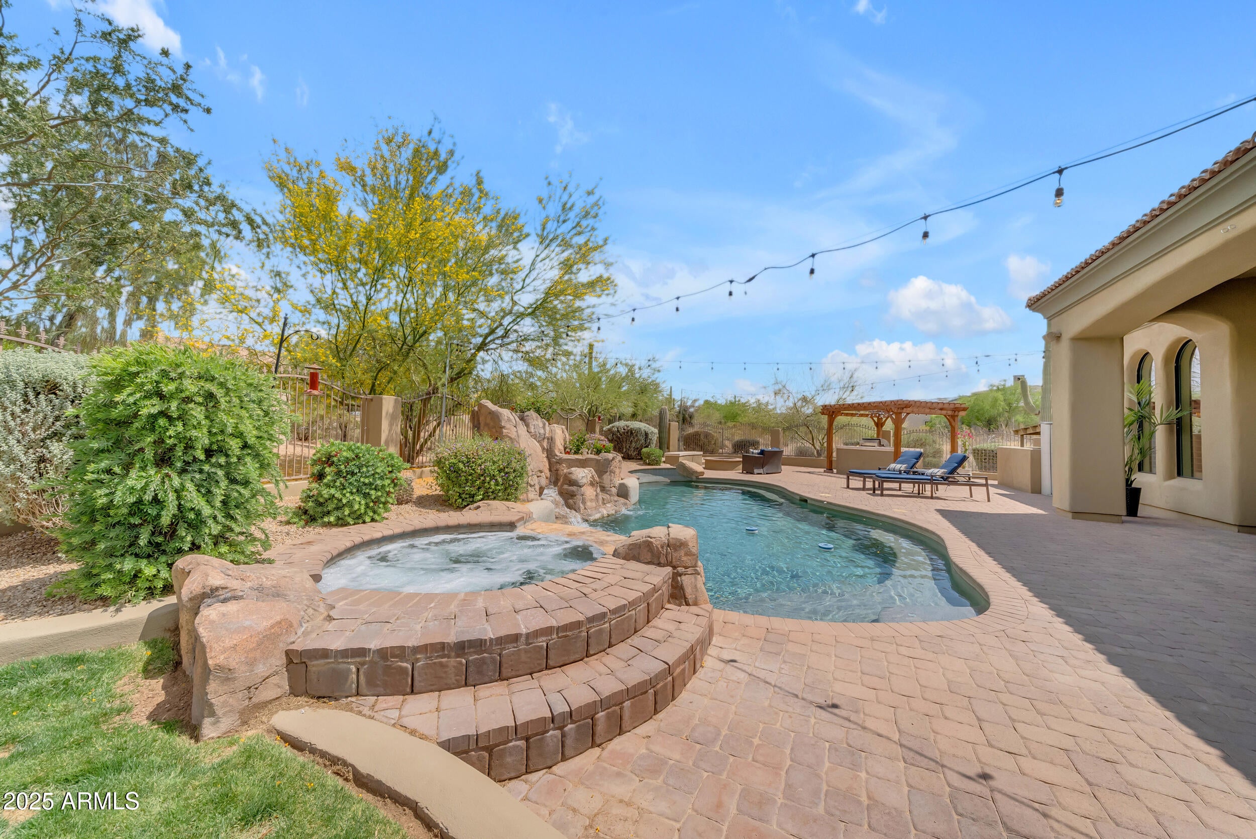 Mesa, Arizona, 85207, United States, 4 Bedrooms Bedrooms, ,3 BathroomsBathrooms,Residential,Active,1798058
