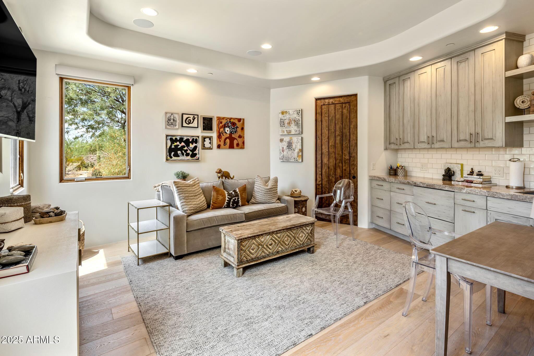 Scottsdale, Arizona, 85255, United States, 5 Bedrooms Bedrooms, ,6 BathroomsBathrooms,Residential,Active,1929782