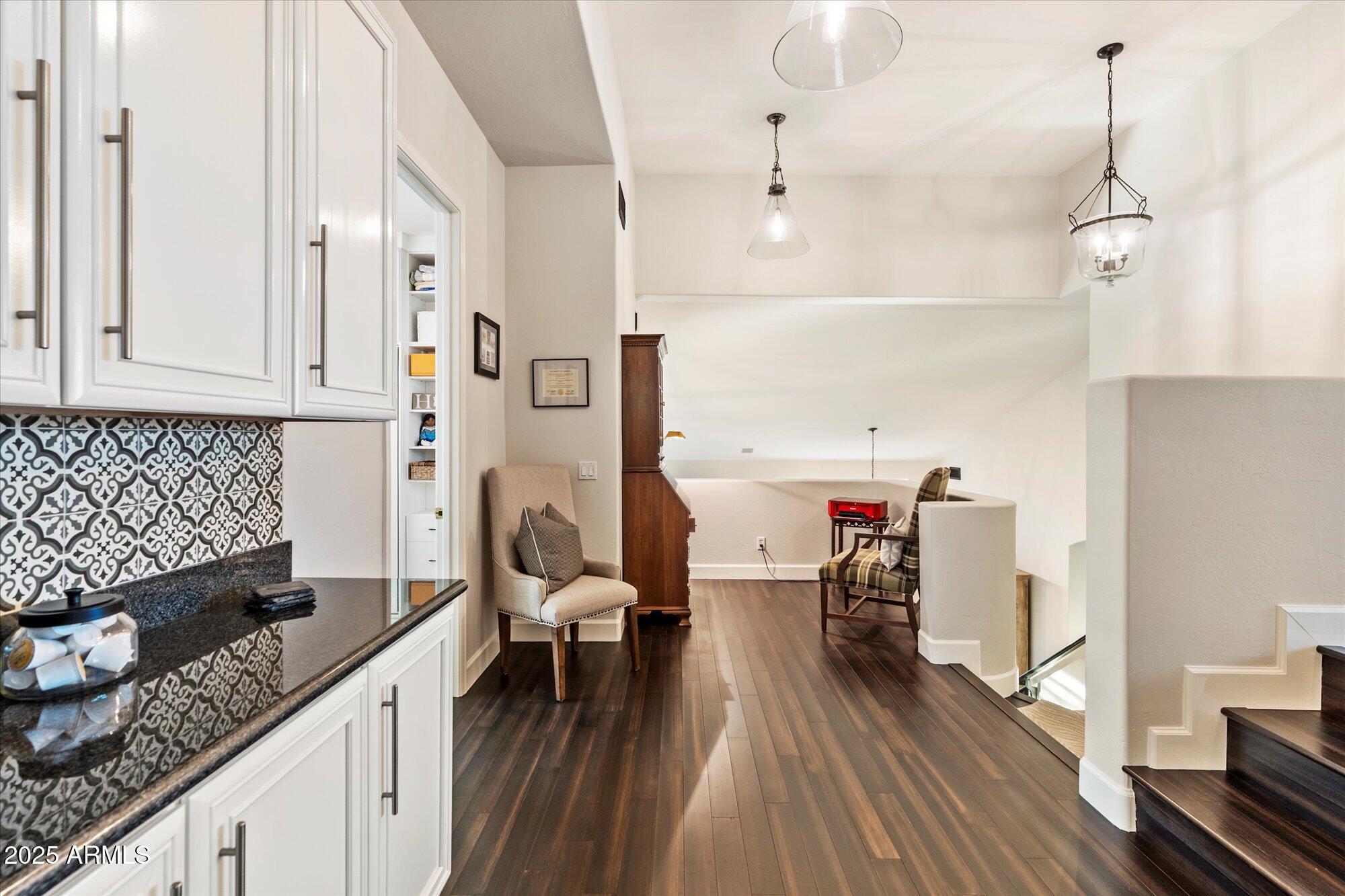 Phoenix, Arizona, 85054, United States, 4 Bedrooms Bedrooms, ,3 BathroomsBathrooms,Residential,Active,2008269