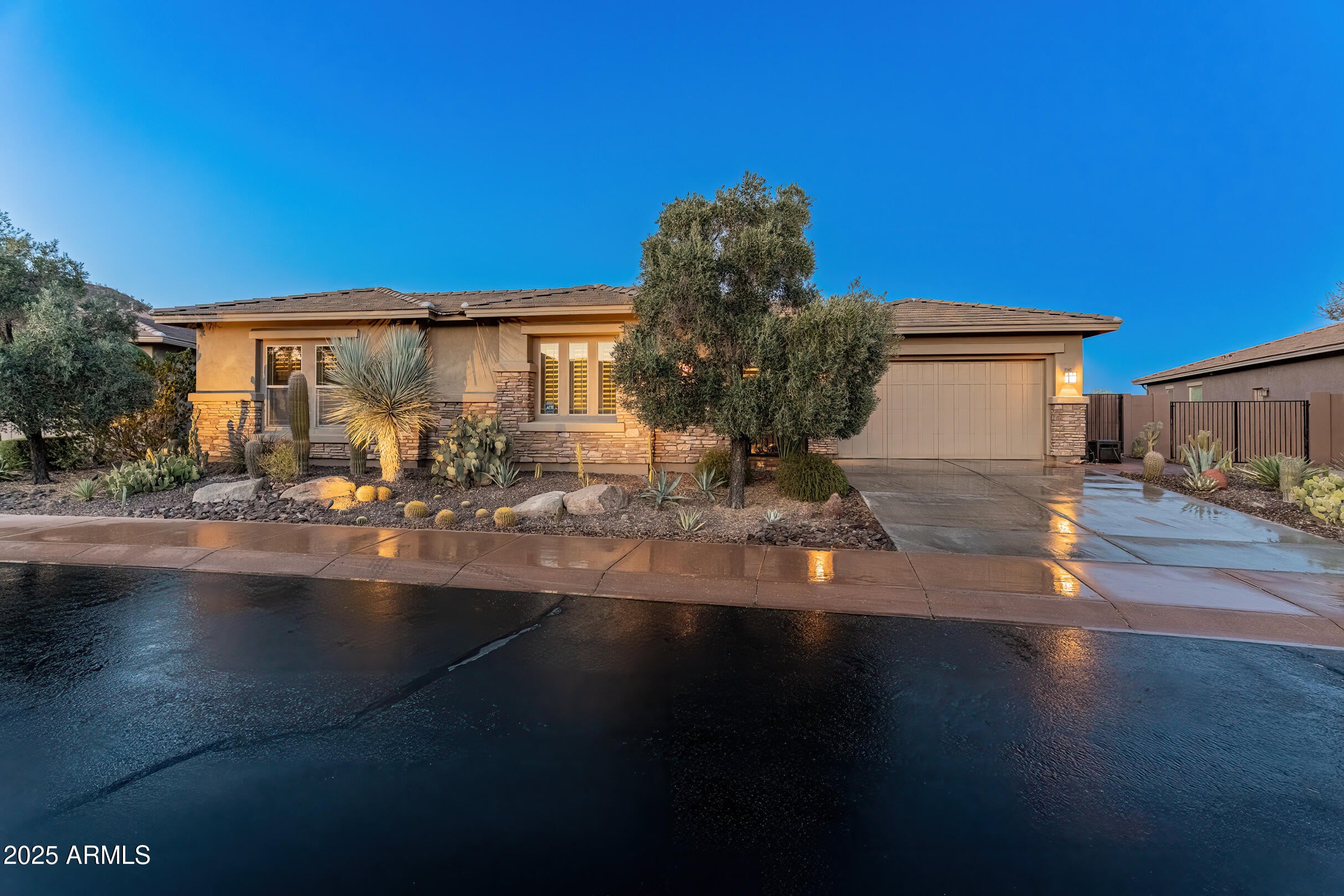 Peoria, Arizona, 85383, United States, 3 Bedrooms Bedrooms, ,4 BathroomsBathrooms,Residential,Active,1831860