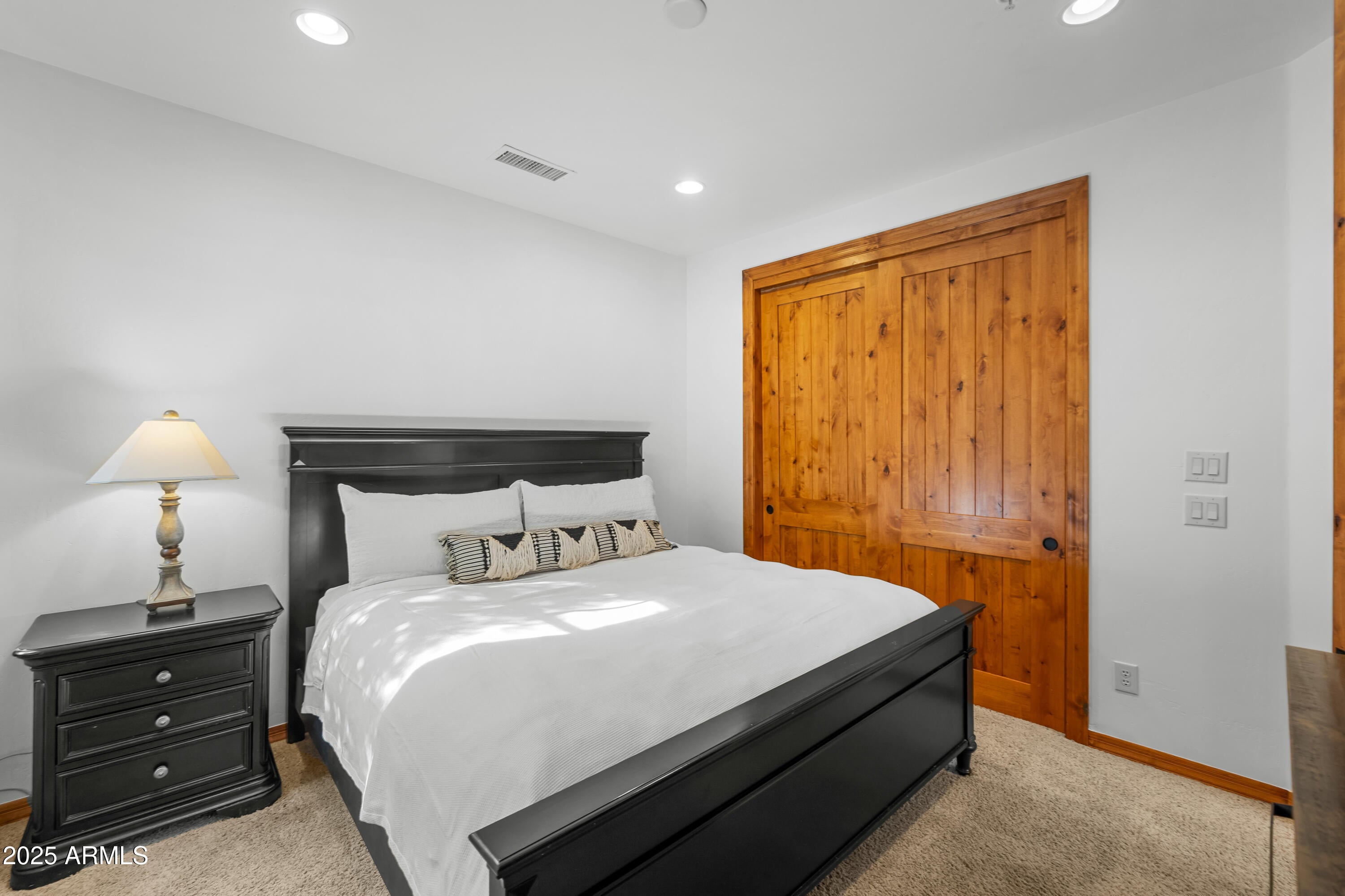 Flagstaff, Arizona, 86005, United States, 3 Bedrooms Bedrooms, ,3 BathroomsBathrooms,Residential,Active,1922736