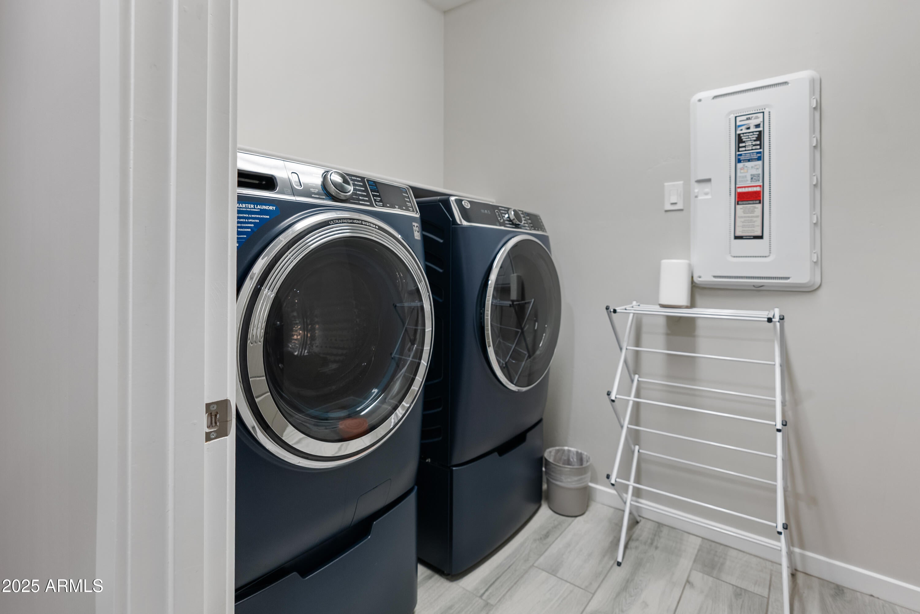 Phoenix, Arizona, 85050, United States, 4 Bedrooms Bedrooms, ,4 BathroomsBathrooms,Residential,Active,1945861