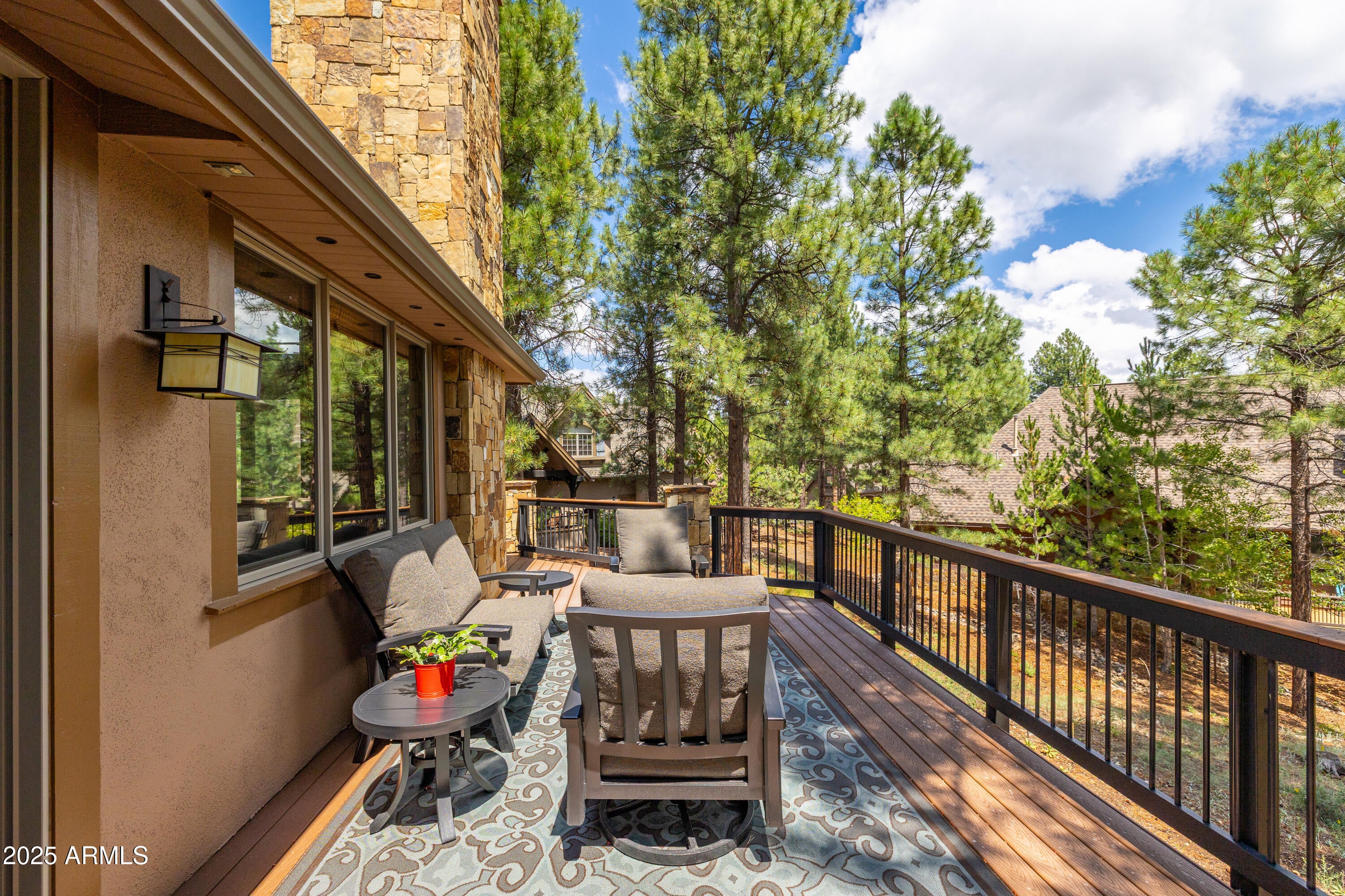 Flagstaff, Arizona, 86005, United States, 3 Bedrooms Bedrooms, ,3 BathroomsBathrooms,Residential,Active,1929679