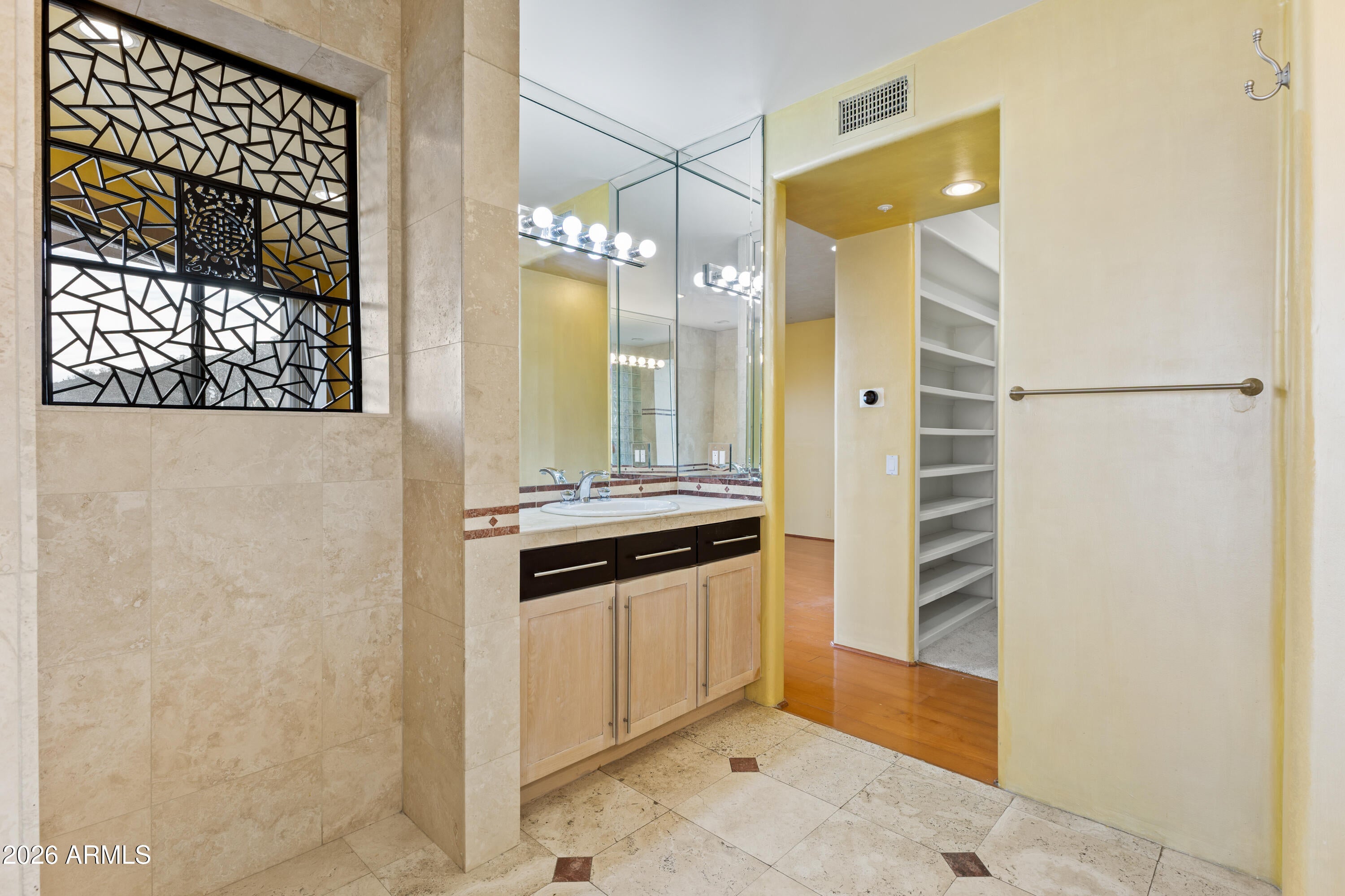 Scottsdale, Arizona, 85259, United States, 4 Bedrooms Bedrooms, ,4 BathroomsBathrooms,Residential,Contingent,2028541