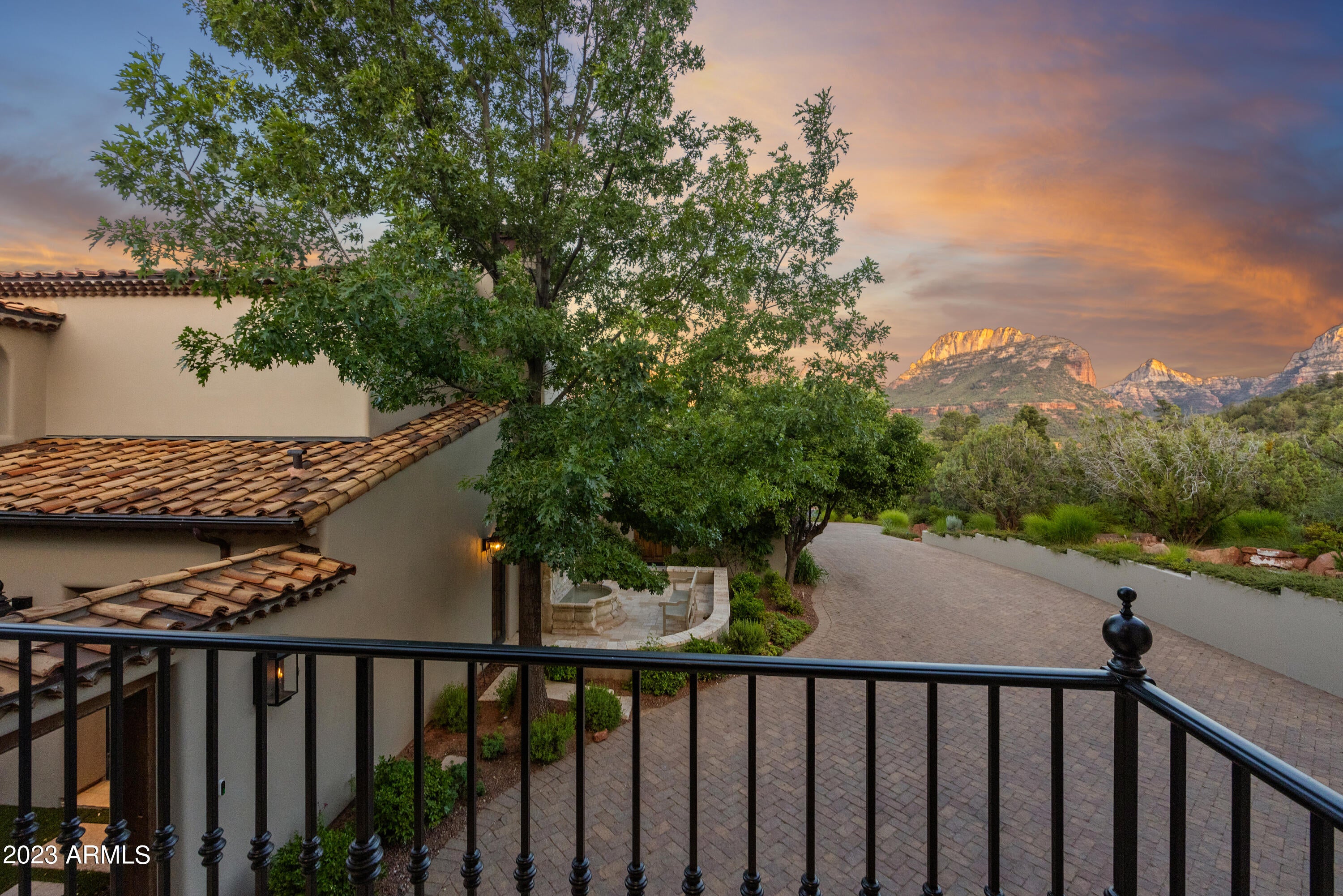 Sedona, Arizona, 86336, United States, 4 Bedrooms Bedrooms, ,6 BathroomsBathrooms,Residential,Active,1945095