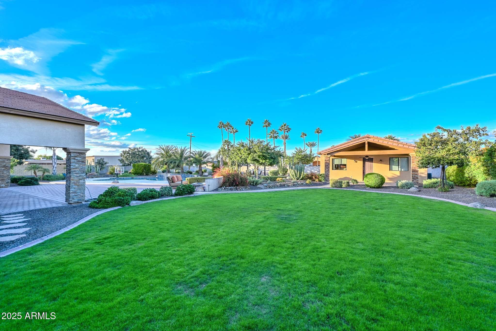 Phoenix, Arizona, 85032, United States, 5 Bedrooms Bedrooms, ,4 BathroomsBathrooms,Residential,Active,1993957