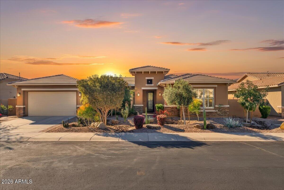 Goodyear, Arizona, 85338, United States, 5 Bedrooms Bedrooms, ,4 BathroomsBathrooms,Residential,Active,2030981