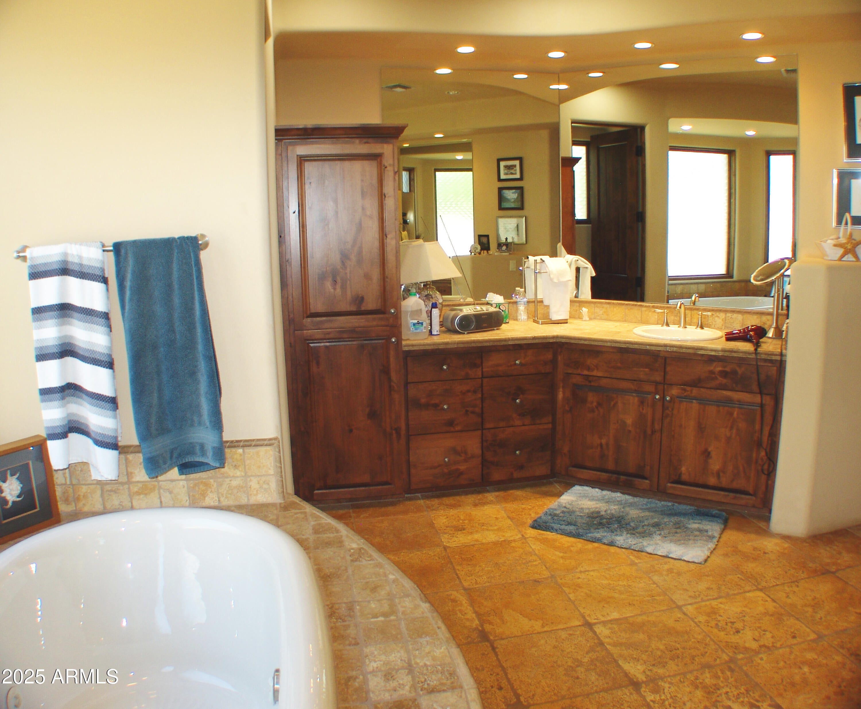 Scottsdale, Arizona, 85266, United States, 4 Bedrooms Bedrooms, ,4 BathroomsBathrooms,Residential,Active,1945843