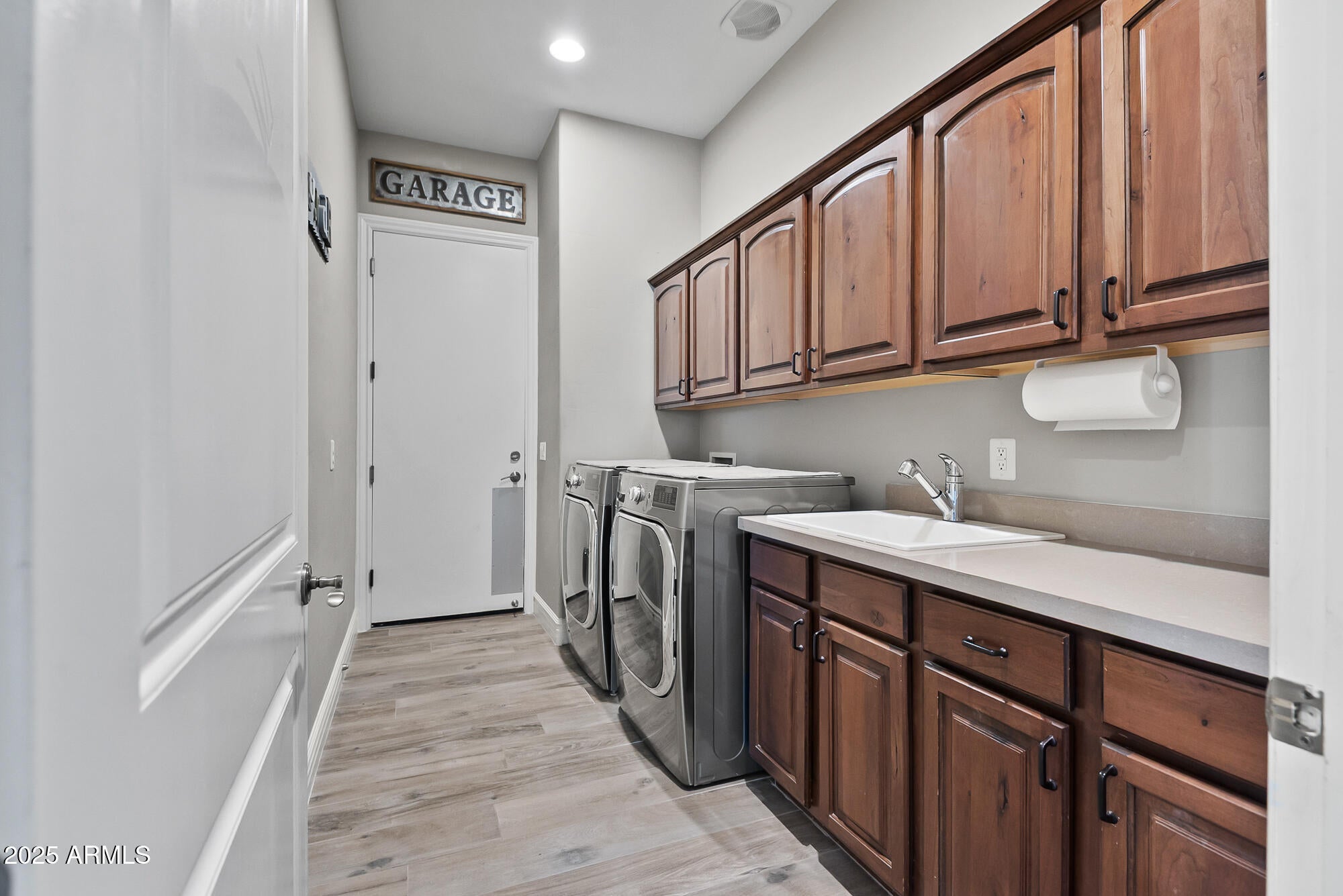 Queen Creek, Arizona, 85142, United States, 6 Bedrooms Bedrooms, ,5 BathroomsBathrooms,Residential,Active,1853633