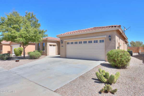 20 N AGUA FRIA LN, CASA GRANDE, AZ 85194, photo 2 of 46