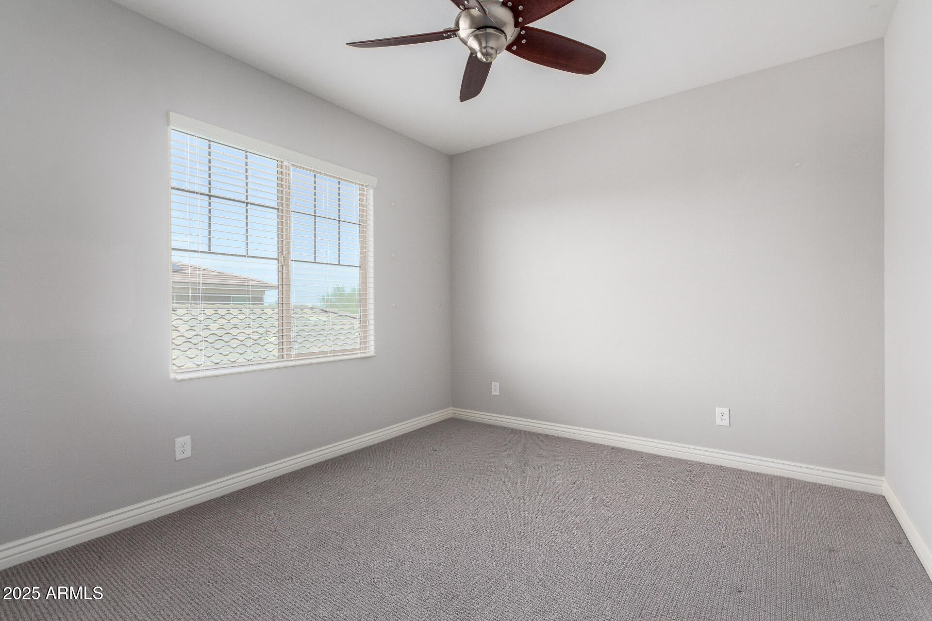 Phoenix, Arizona, 85050, United States, 4 Bedrooms Bedrooms, ,3 BathroomsBathrooms,Residential,Active,1929434