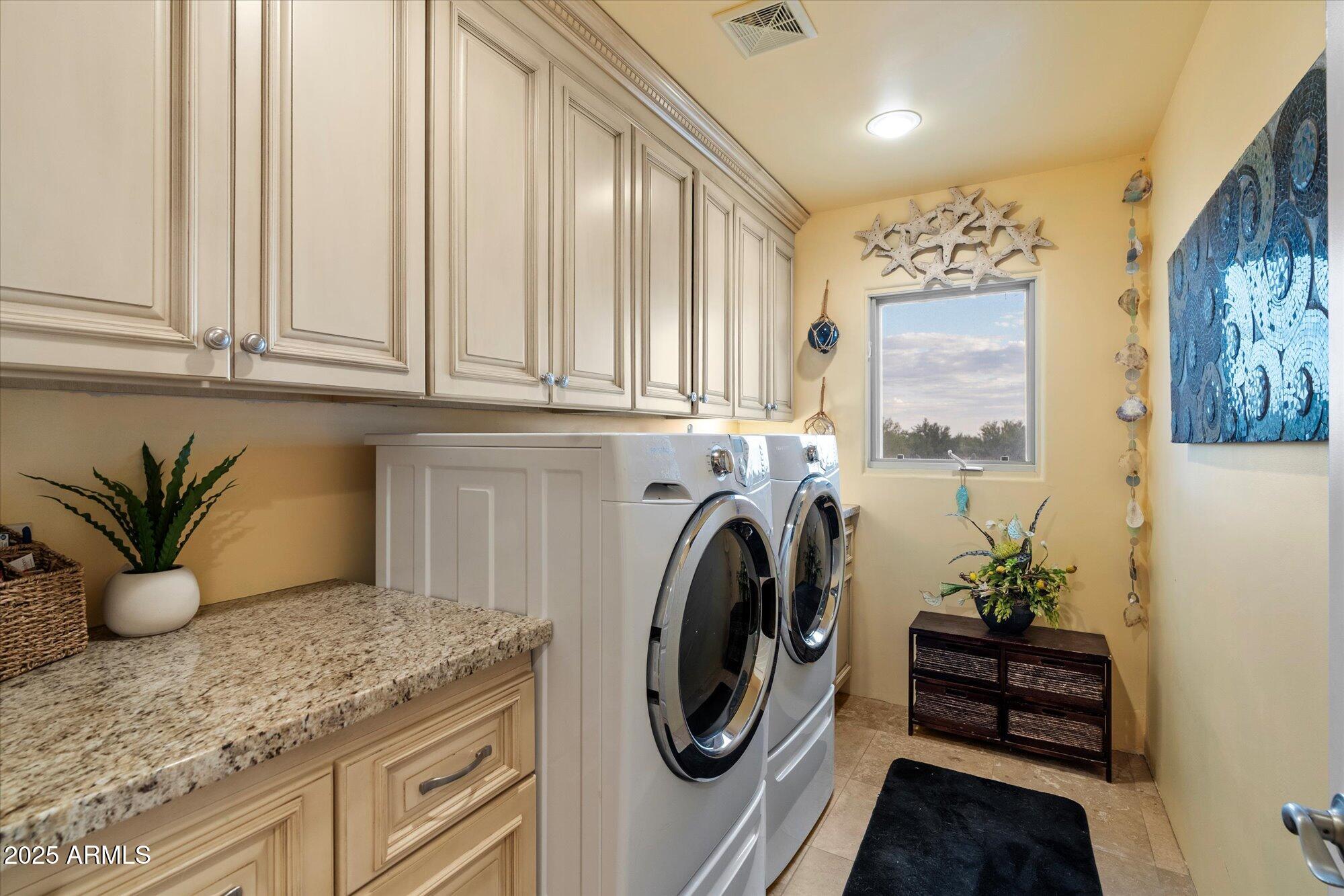 Scottsdale, Arizona, 85262, United States, 2 Bedrooms Bedrooms, ,2 BathroomsBathrooms,Residential,Active,1961913