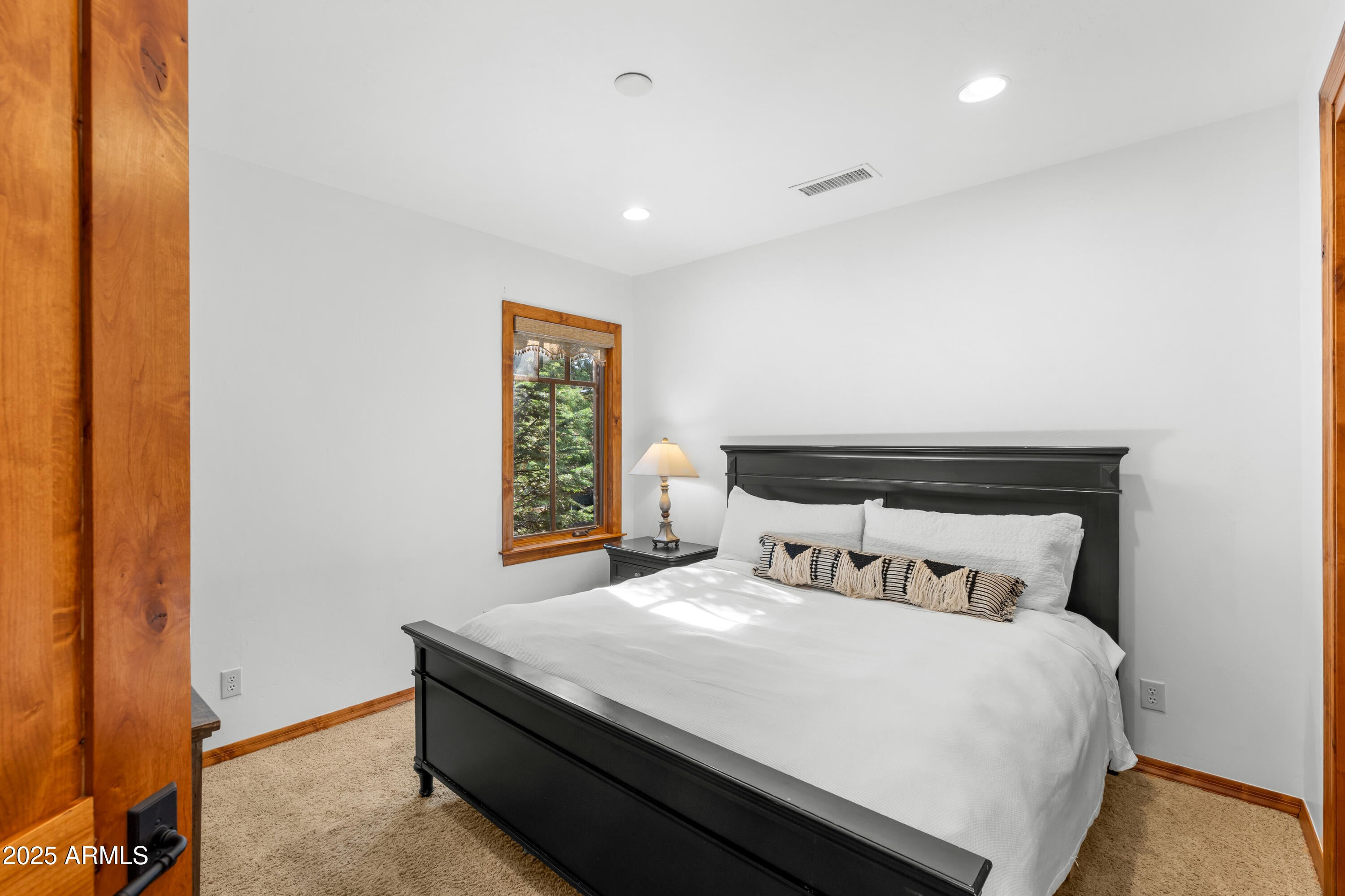 Flagstaff, Arizona, 86005, United States, 3 Bedrooms Bedrooms, ,3 BathroomsBathrooms,Residential,Active,1922736