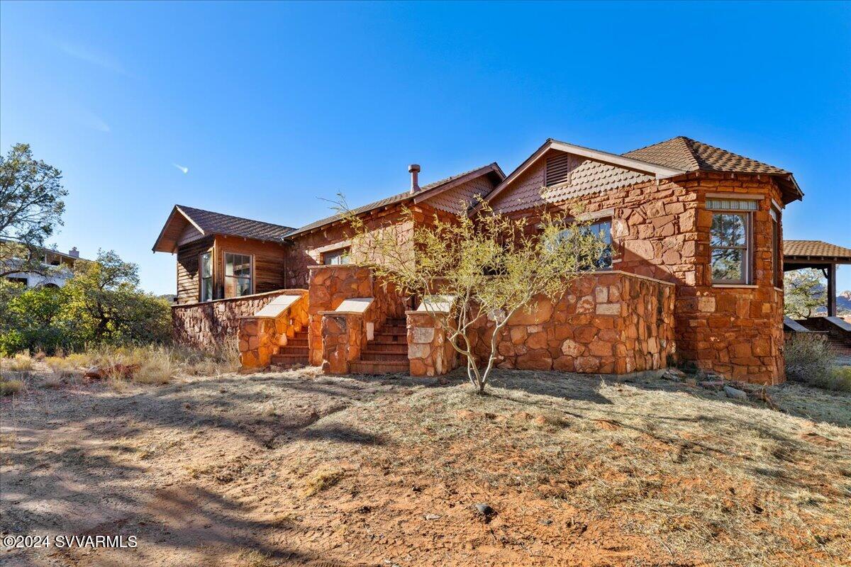 Sedona, Arizona, 86336, United States, 3 Bedrooms Bedrooms, ,4 BathroomsBathrooms,Residential,Active,1968108