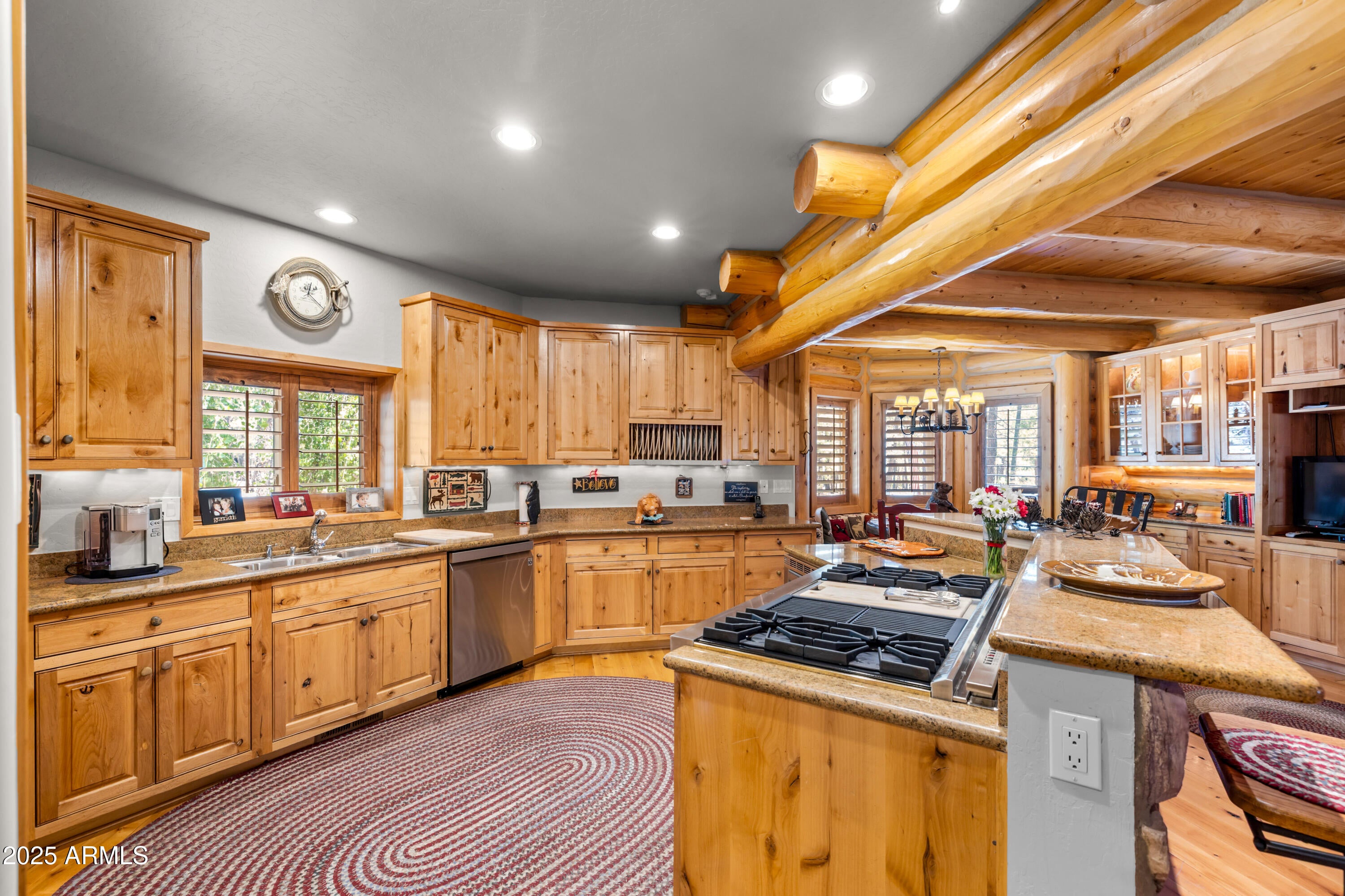 Flagstaff, Arizona, 86005, United States, 4 Bedrooms Bedrooms, ,4 BathroomsBathrooms,Residential,Active,1905472
