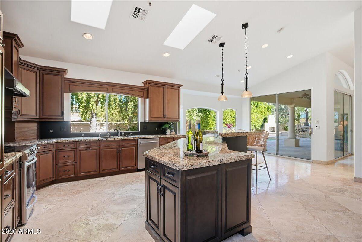 Scottsdale, Arizona, 85260, United States, 4 Bedrooms Bedrooms, ,3 BathroomsBathrooms,Residential,Active,2011220