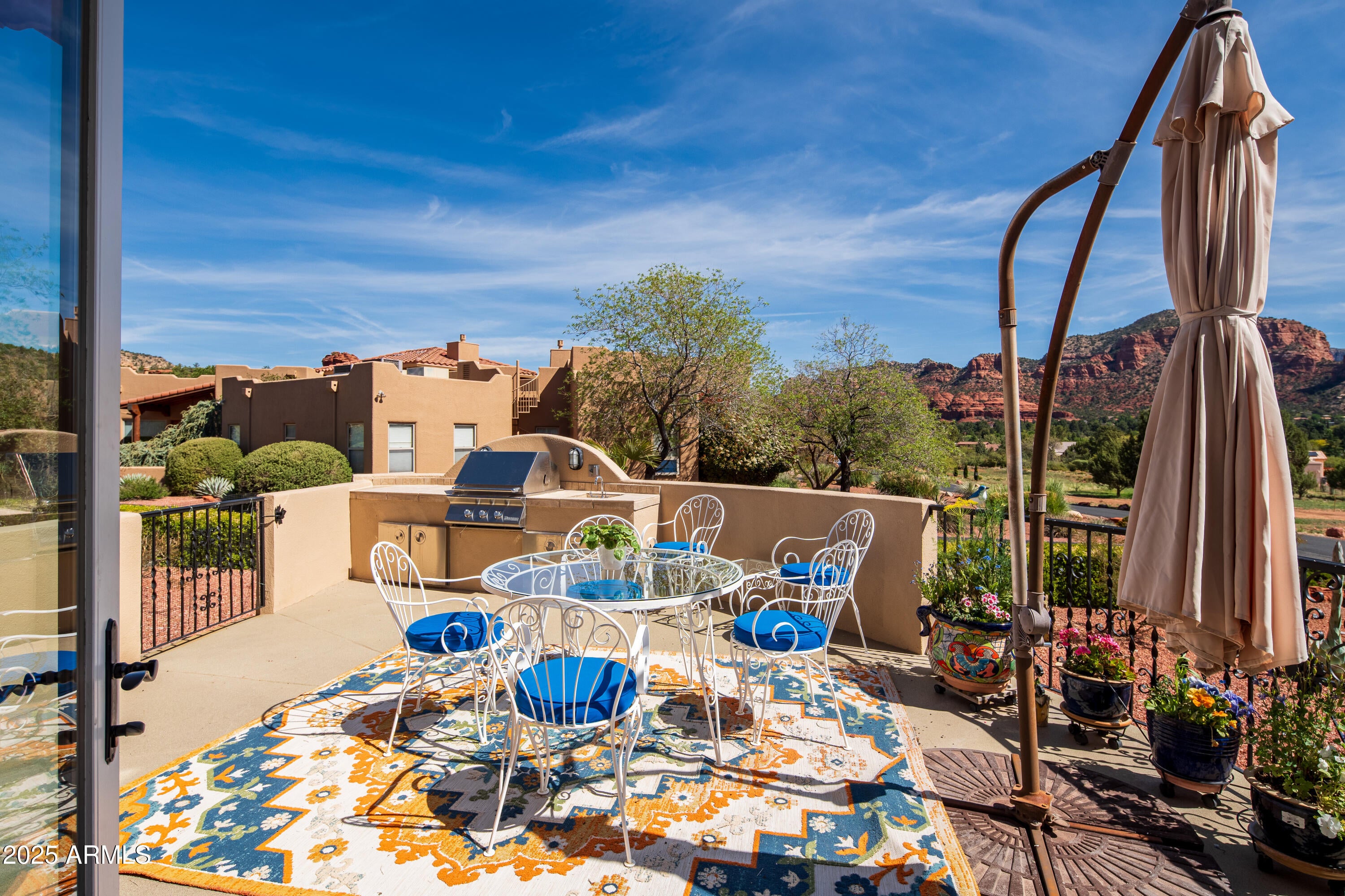 Sedona, Arizona, 86351, United States, 3 Bedrooms Bedrooms, ,3 BathroomsBathrooms,Residential,Active,1926904