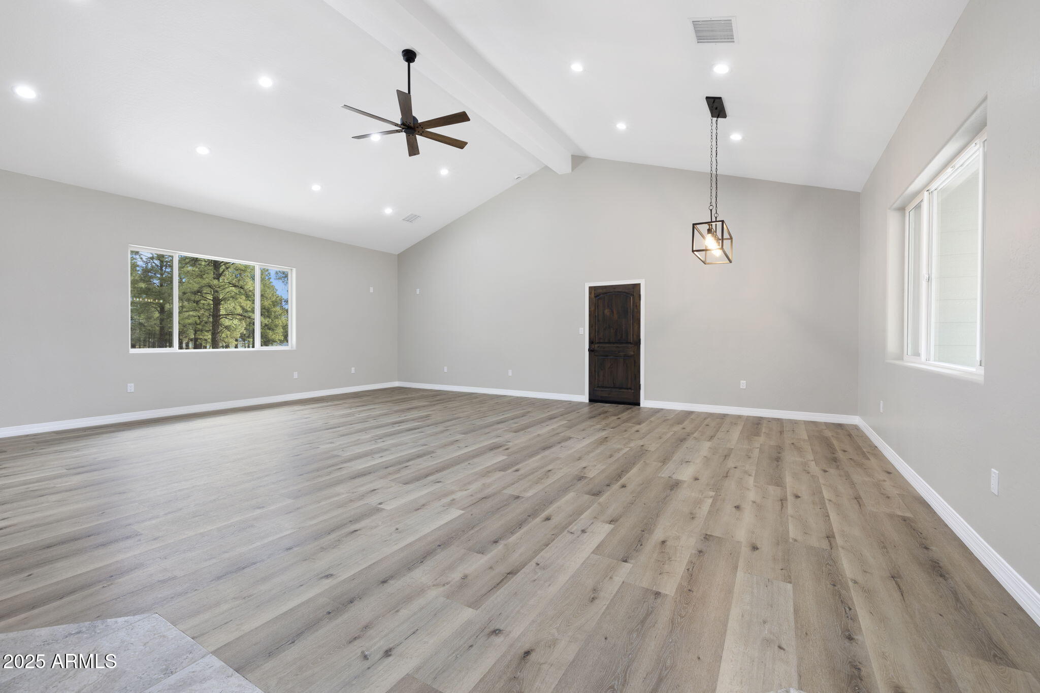 Flagstaff, Arizona, 86004, United States, 4 Bedrooms Bedrooms, ,2 BathroomsBathrooms,Residential,Active,1914817