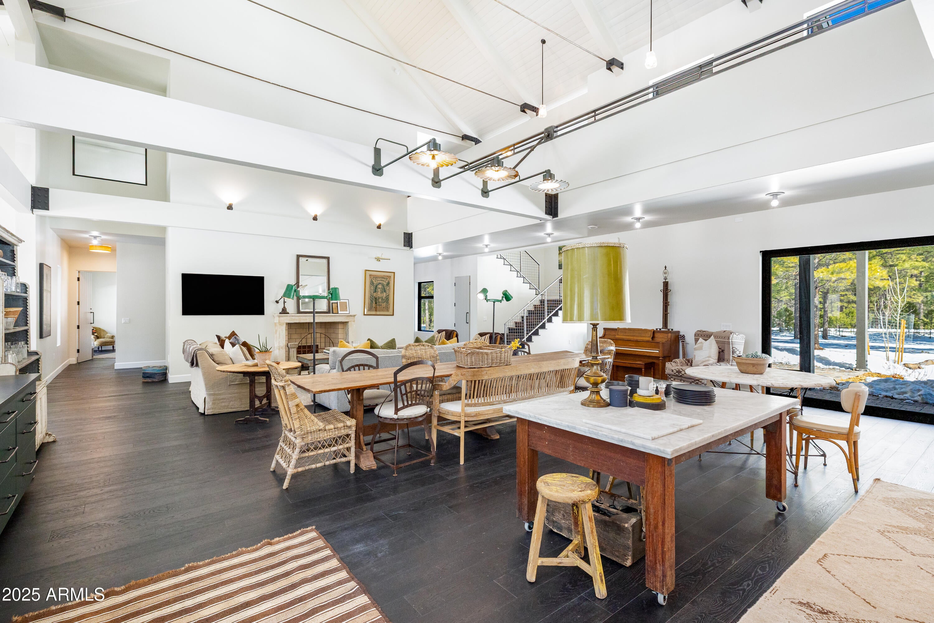 Flagstaff, Arizona, 86004, United States, 4 Bedrooms Bedrooms, ,6 BathroomsBathrooms,Residential,Active,1756417