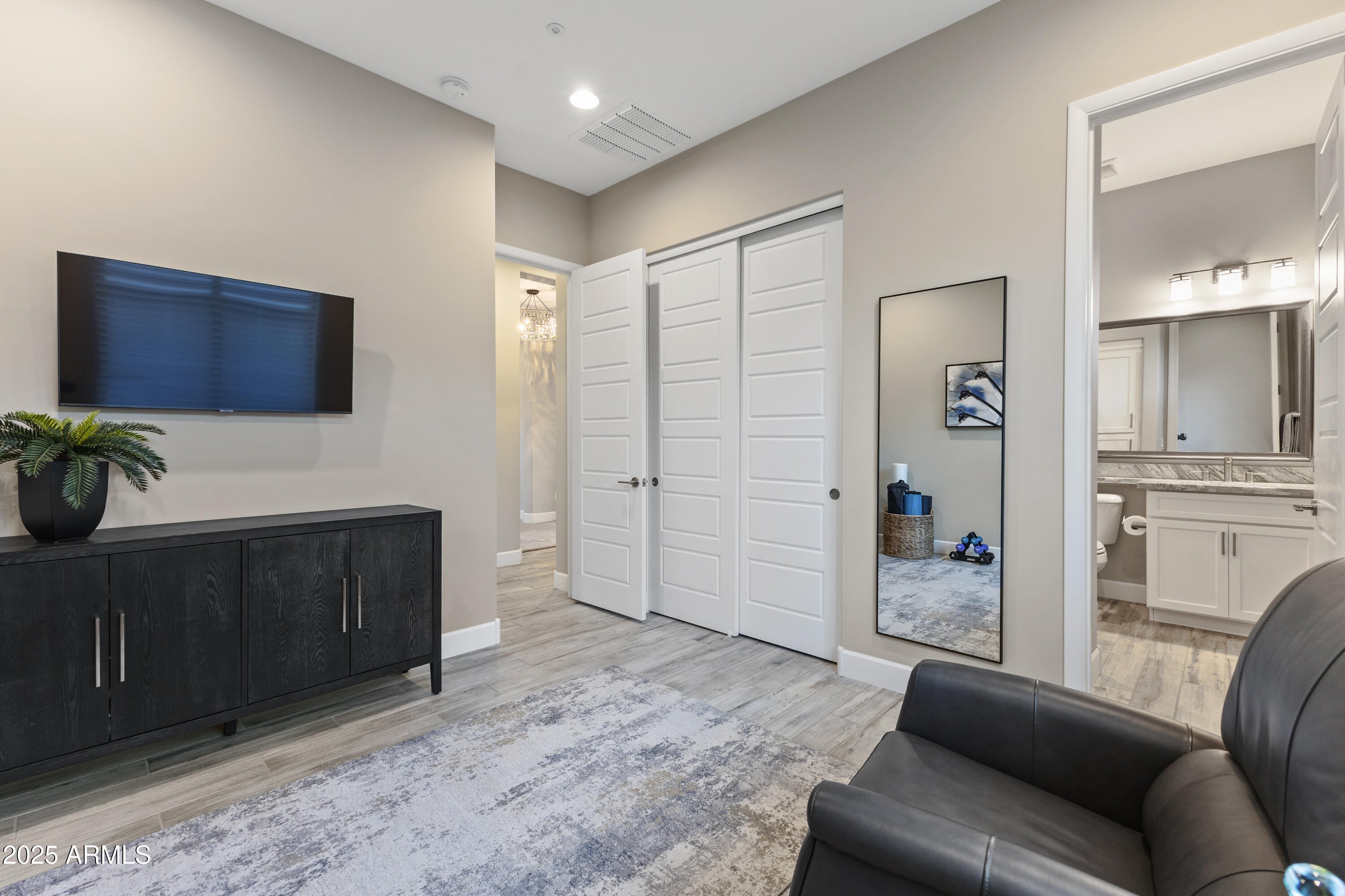 Rio Verde, Arizona, 85263, United States, 3 Bedrooms Bedrooms, ,4 BathroomsBathrooms,Residential,Contingent,2008339