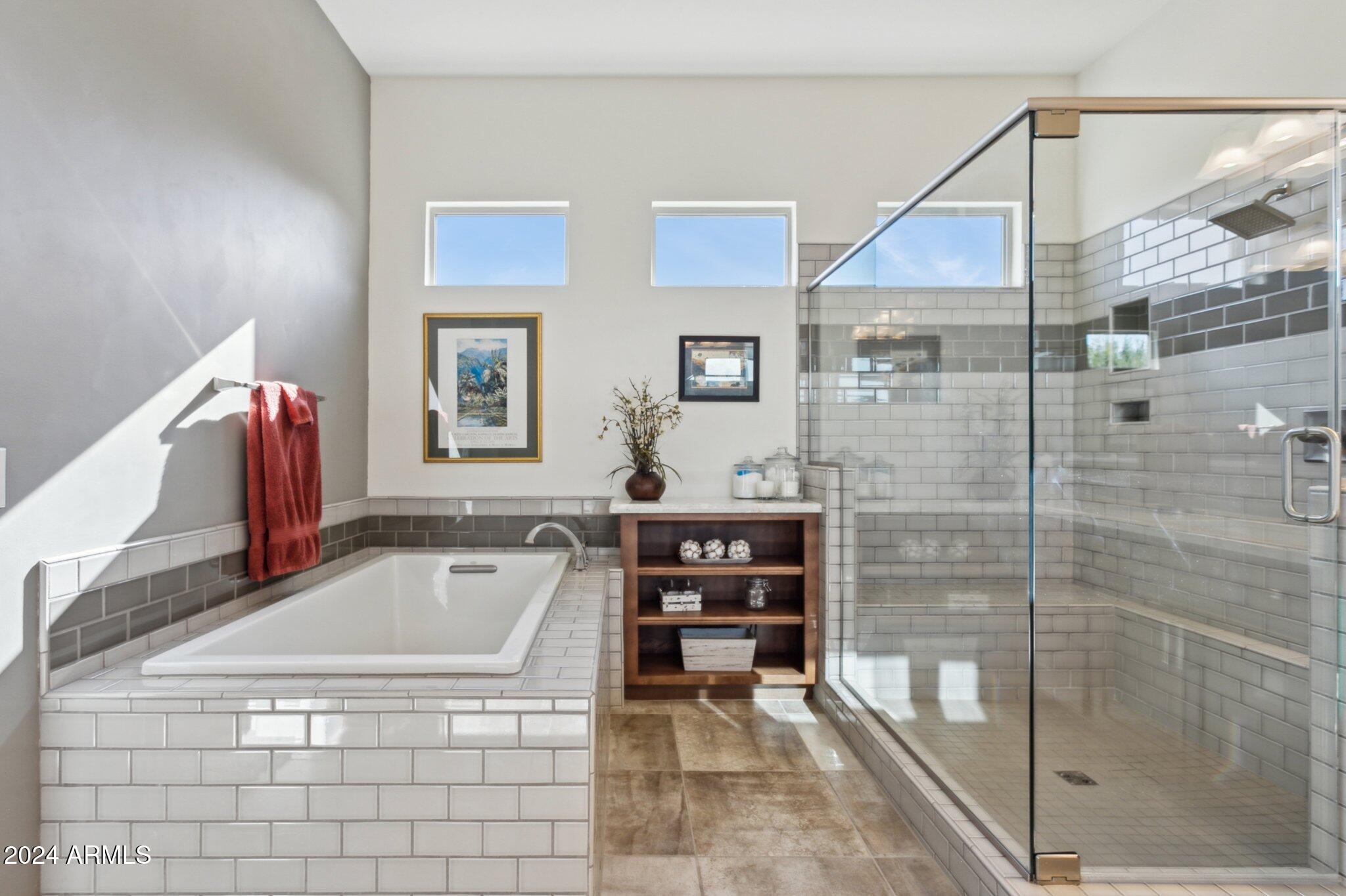 Rio Verde, Arizona, 85263, United States, 3 Bedrooms Bedrooms, ,4 BathroomsBathrooms,Residential,Active,1988453