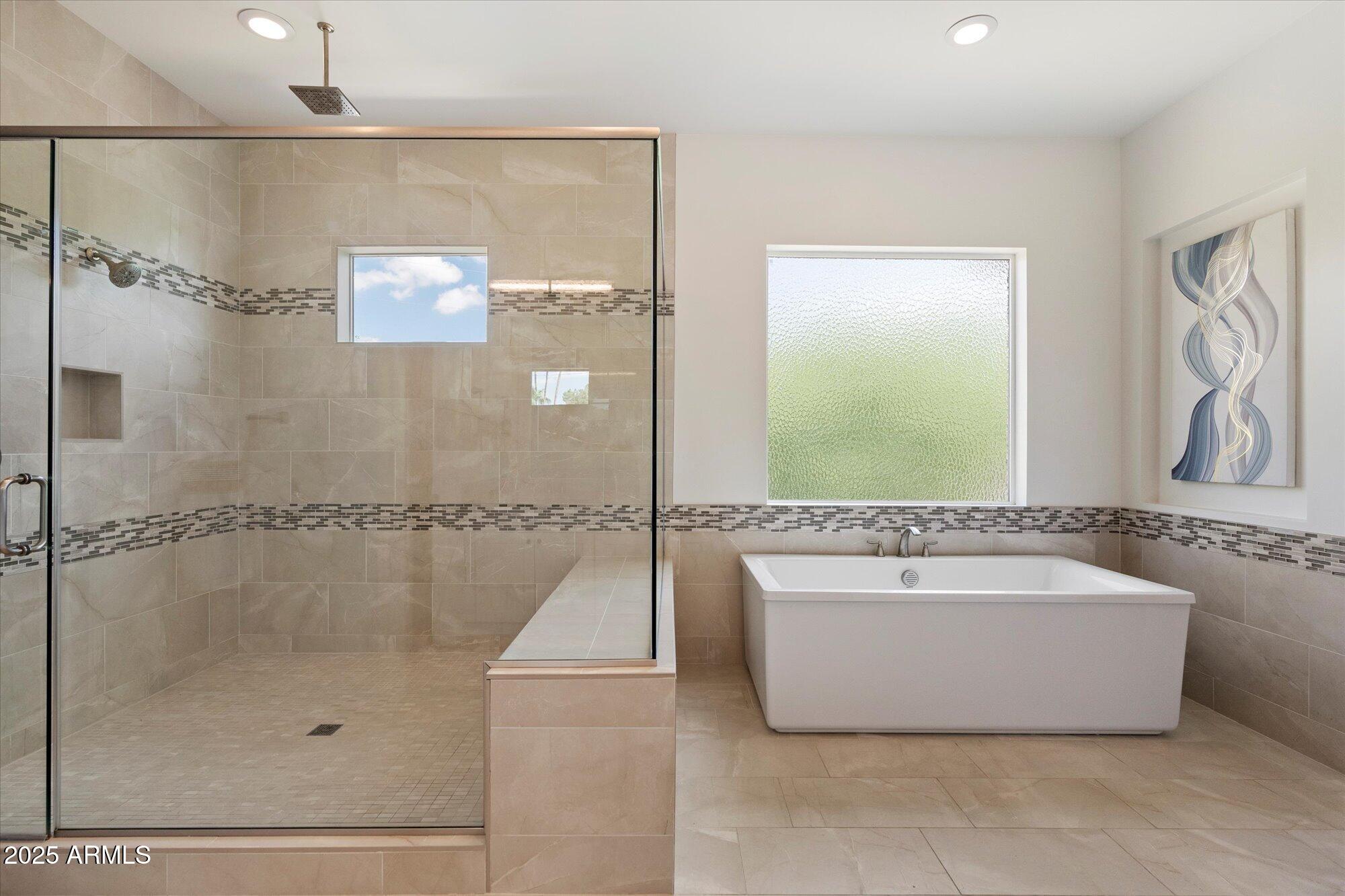 Phoenix, Arizona, 85021, United States, 4 Bedrooms Bedrooms, ,5 BathroomsBathrooms,Residential,Active,1929685