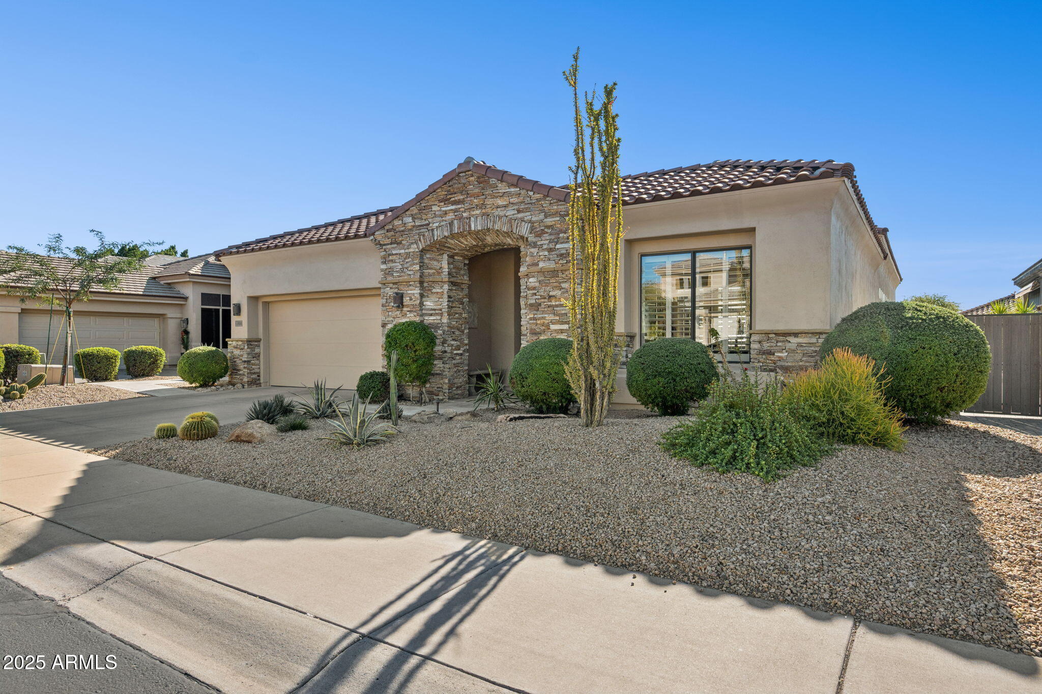 Scottsdale, Arizona, 85255, United States, 3 Bedrooms Bedrooms, ,4 BathroomsBathrooms,Residential,Contingent,2006977