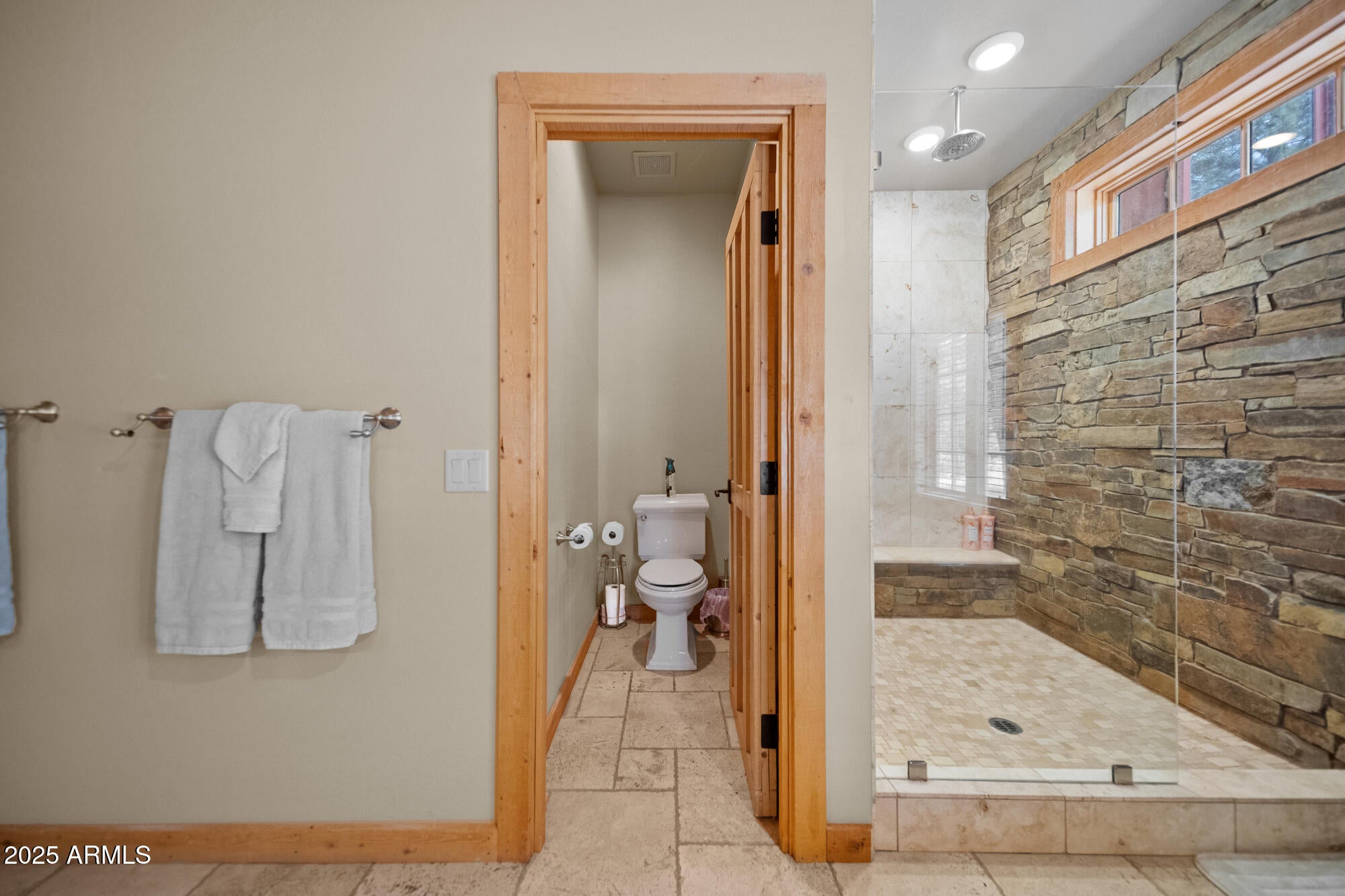 Lakeside, Arizona, 85929, United States, 8 Bedrooms Bedrooms, ,8 BathroomsBathrooms,Residential,Contingent,1996268