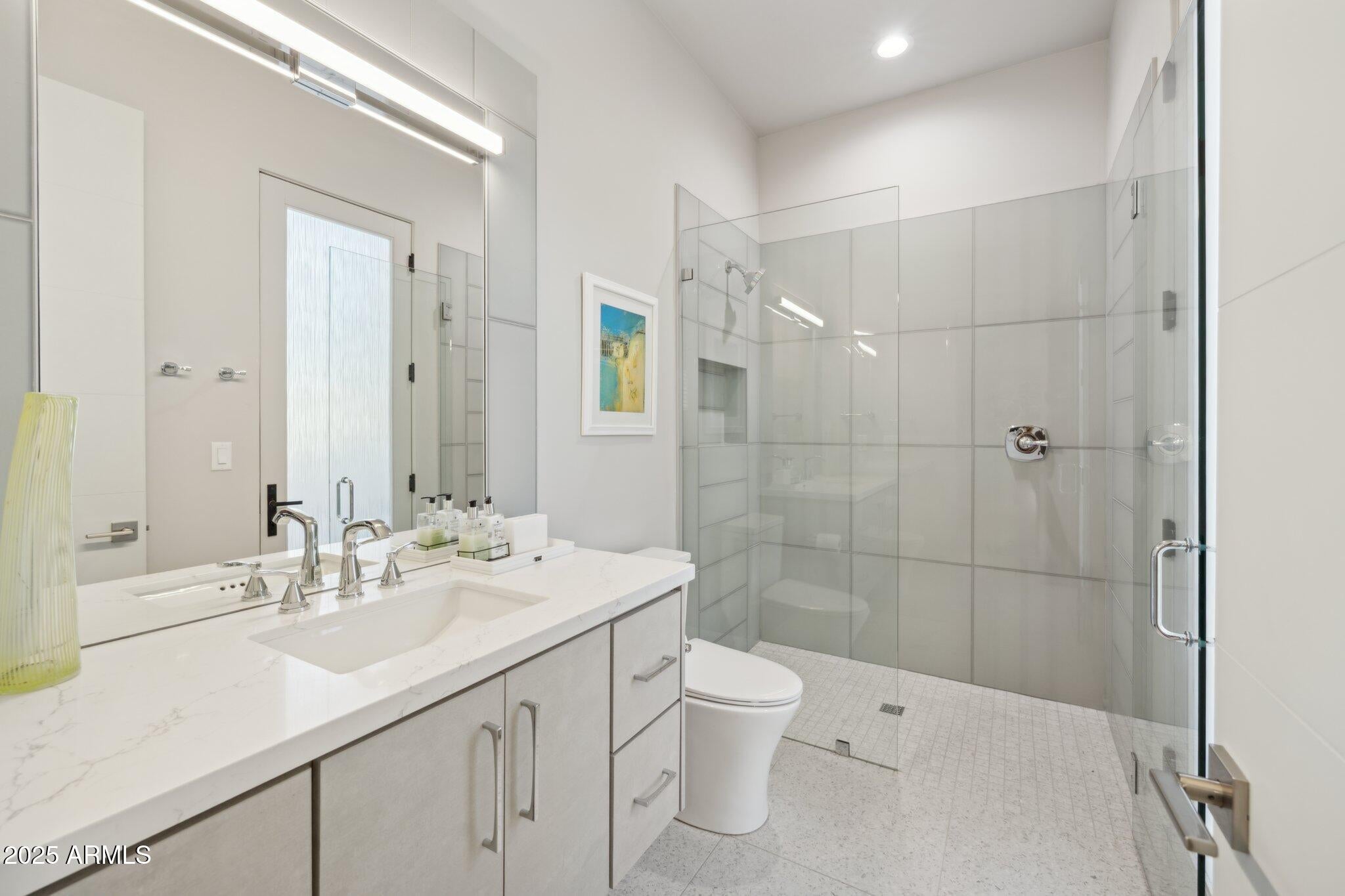 Fountain Hills, Arizona, 85268, United States, 4 Bedrooms Bedrooms, ,5 BathroomsBathrooms,Residential,Active,1951802