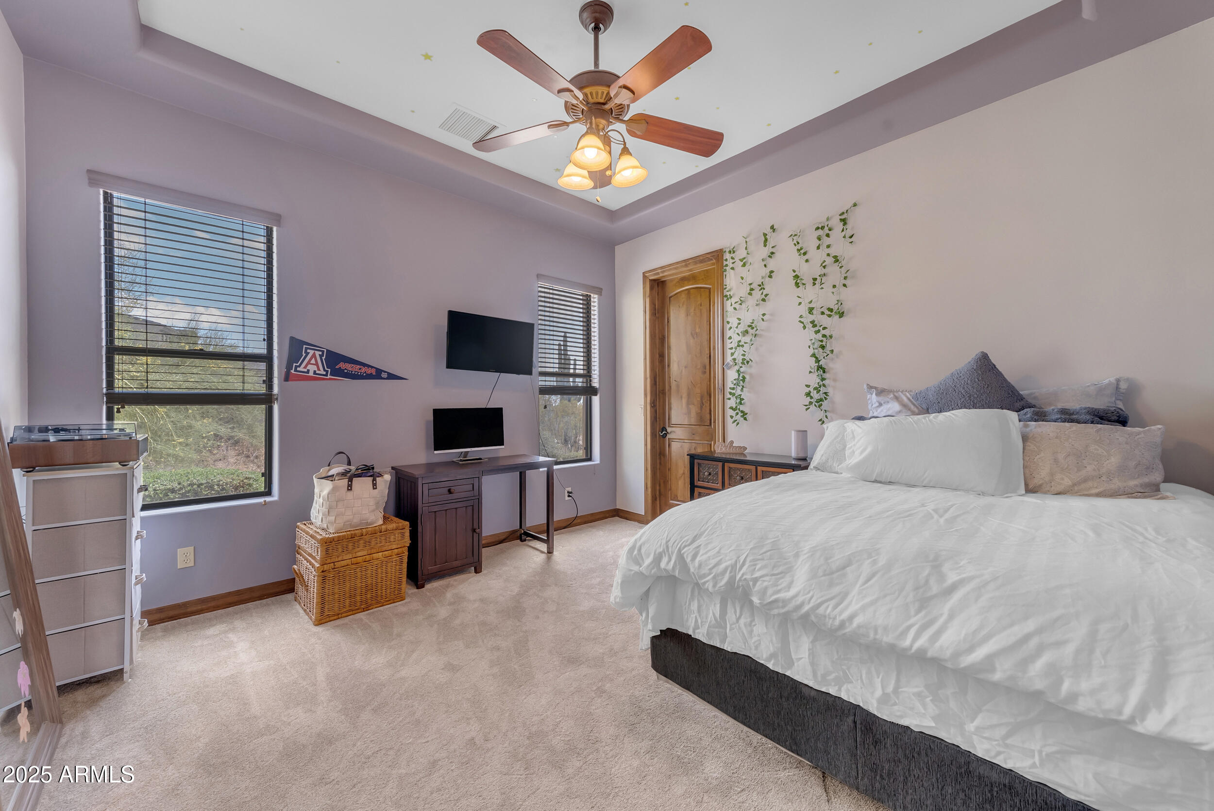 Mesa, Arizona, 85207, United States, 4 Bedrooms Bedrooms, ,3 BathroomsBathrooms,Residential,Active,1798058