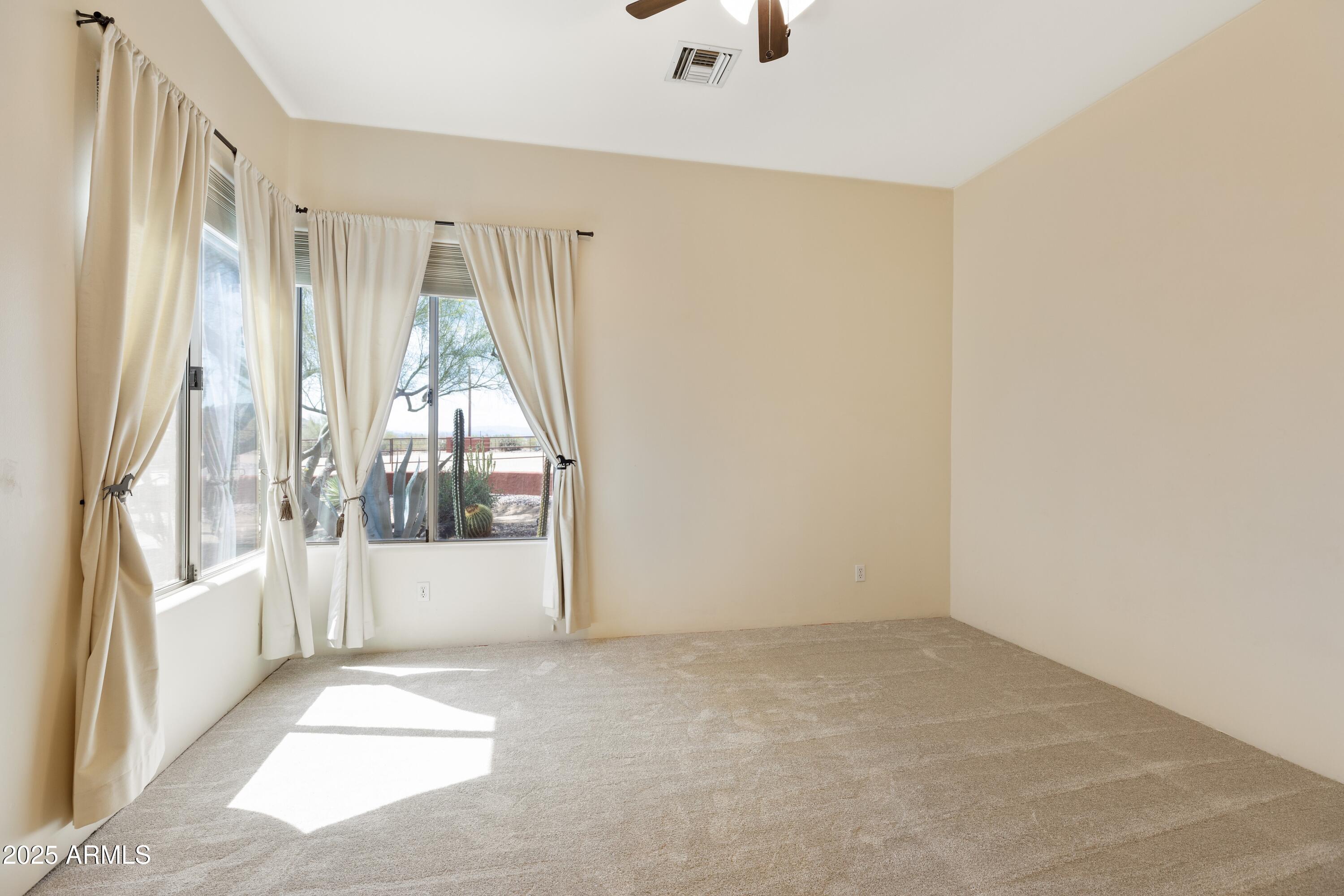 New River, Arizona, 85087, United States, 4 Bedrooms Bedrooms, ,3 BathroomsBathrooms,Residential,Active,1790921