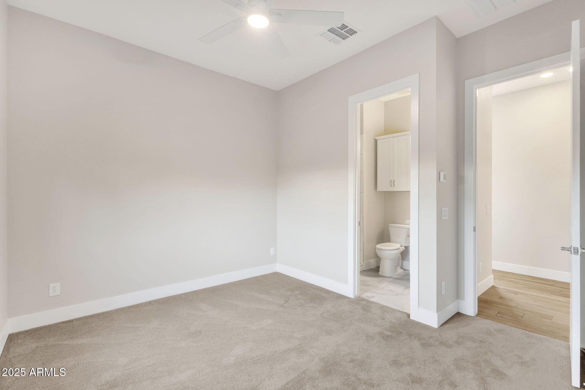 Gilbert, Arizona, 85298, United States, 5 Bedrooms Bedrooms, ,4 BathroomsBathrooms,Residential,Pending,1998605