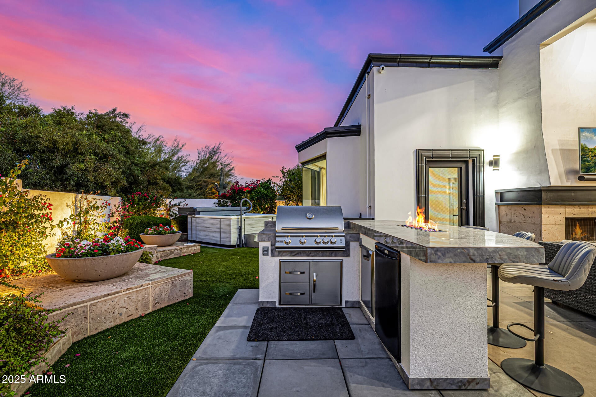 Phoenix, Arizona, 85018, United States, 4 Bedrooms Bedrooms, ,5 BathroomsBathrooms,Residential,Active,1968090