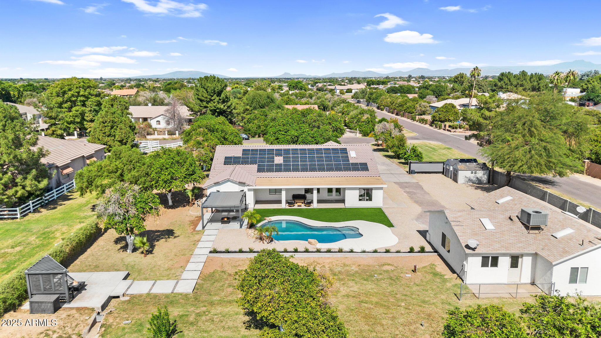 Gilbert, Arizona, 85298, United States, 5 Bedrooms Bedrooms, ,3 BathroomsBathrooms,Residential,Pending,2006857