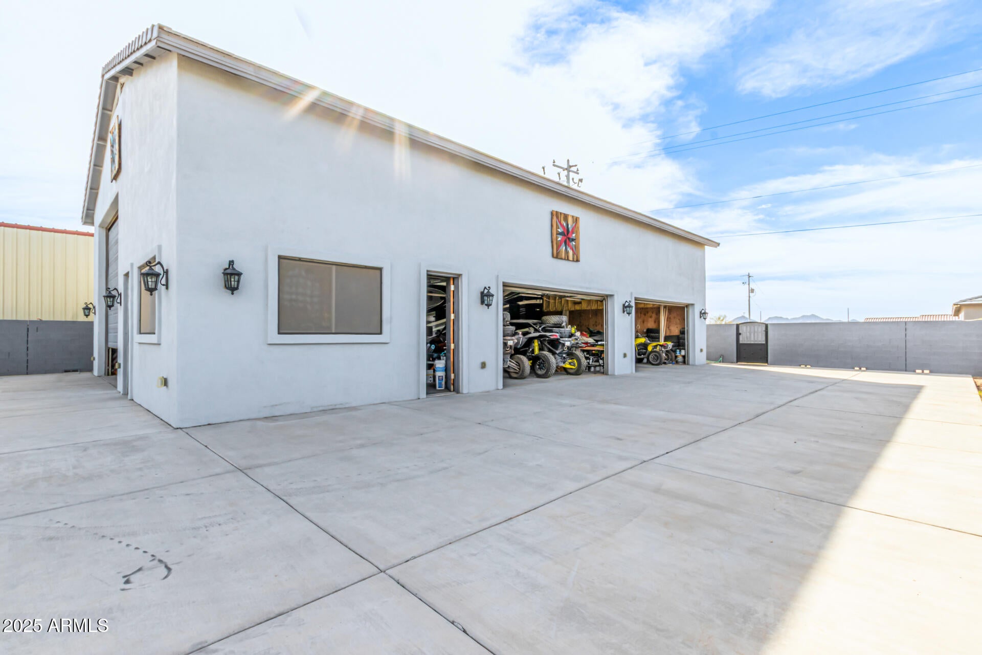 Buckeye, Arizona, 85326, United States, 4 Bedrooms Bedrooms, ,3 BathroomsBathrooms,Residential,Active,1986906