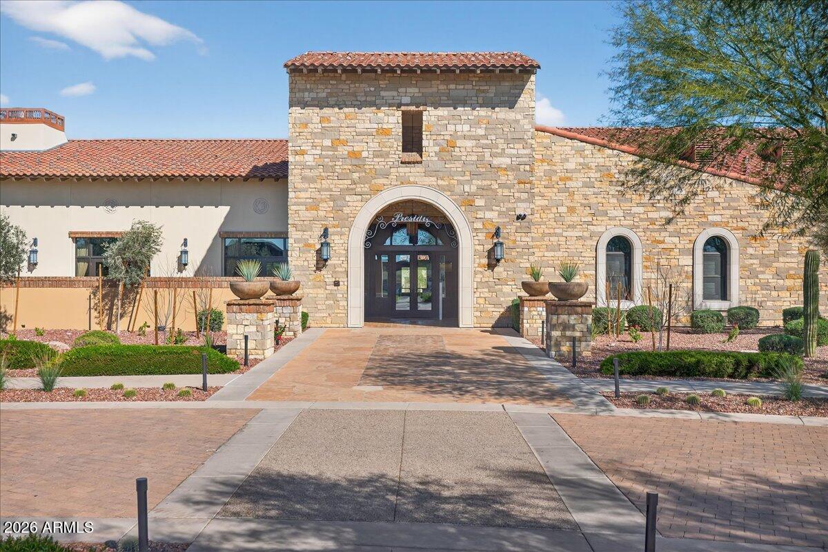 Goodyear, Arizona, 85338, United States, 5 Bedrooms Bedrooms, ,4 BathroomsBathrooms,Residential,Active,2030981