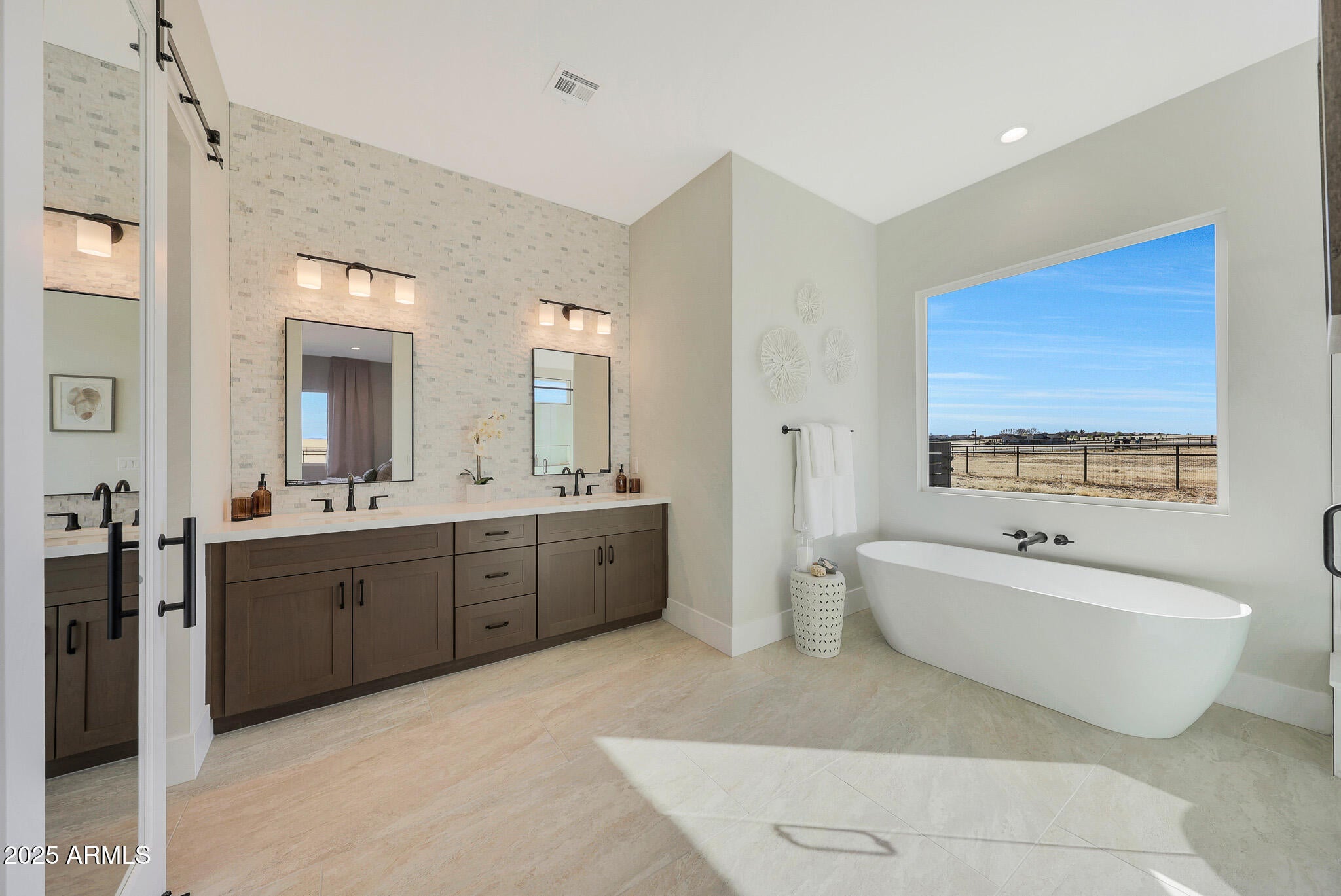 Prescott Valley, Arizona, 86315, United States, 4 Bedrooms Bedrooms, ,3 BathroomsBathrooms,Residential,Active,1960143