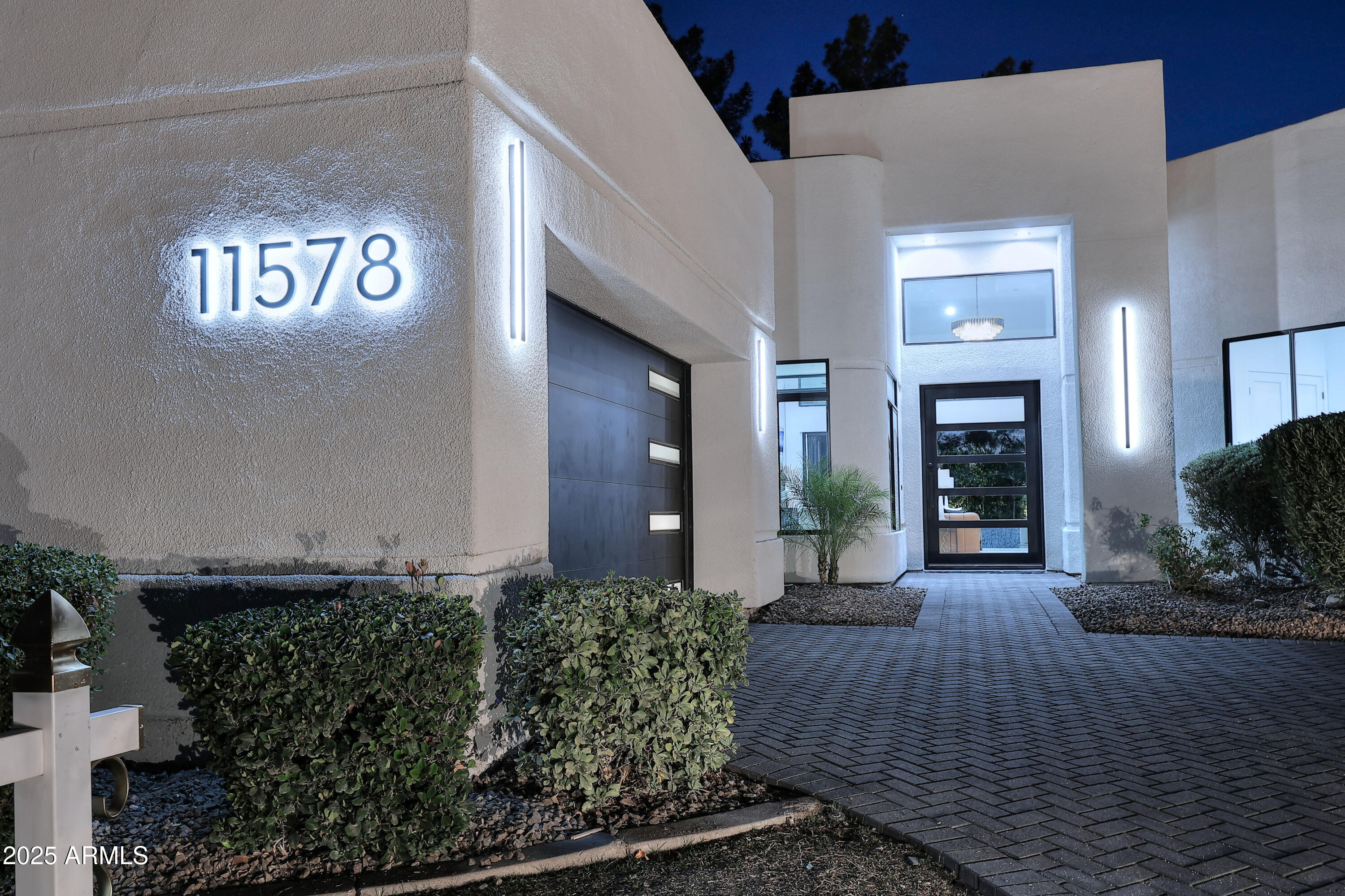 Scottsdale, Arizona, 85260, United States, 3 Bedrooms Bedrooms, ,3 BathroomsBathrooms,Residential,Active,1944086